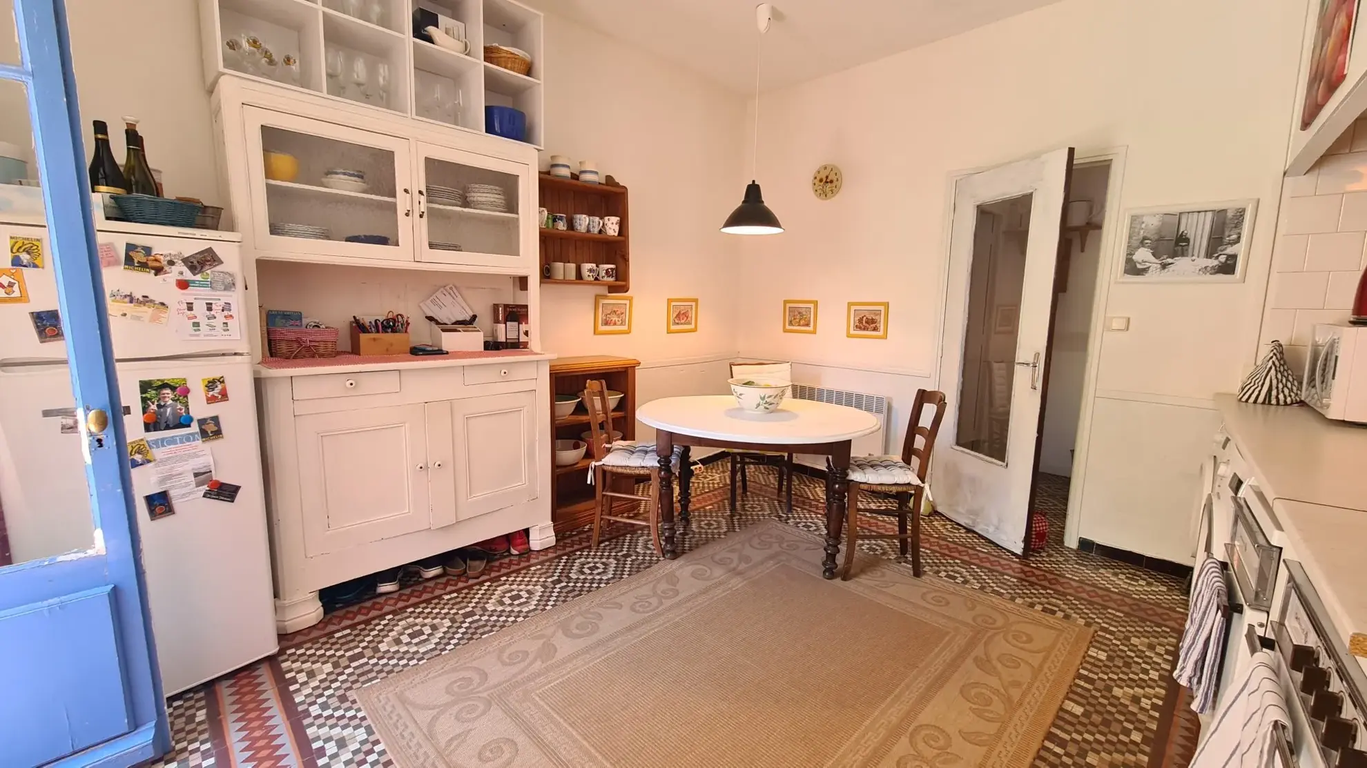 Charmante maison de village avec cour, jardin, terrasse dans l'Hérault 