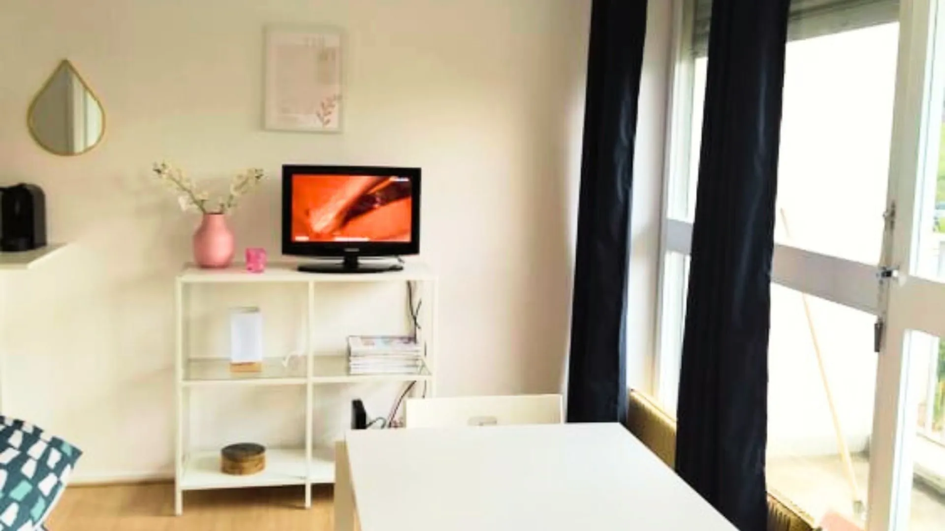 Studio lumineux de 22 m² à Bordeaux Caudéran avec balcon et cave