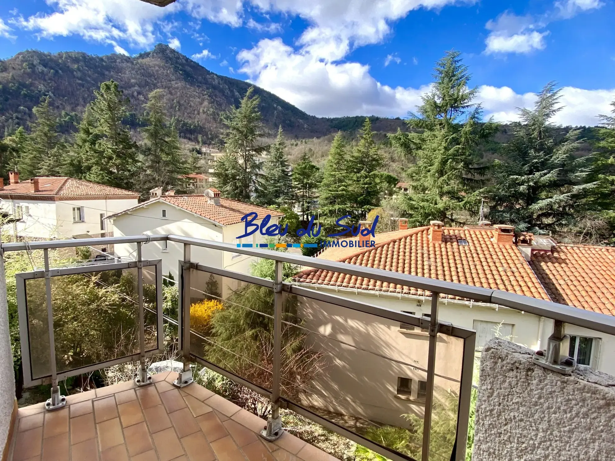 Studio meublé avec balcon à Vernet-les-Bains – Résidence sécurisée et lumineux