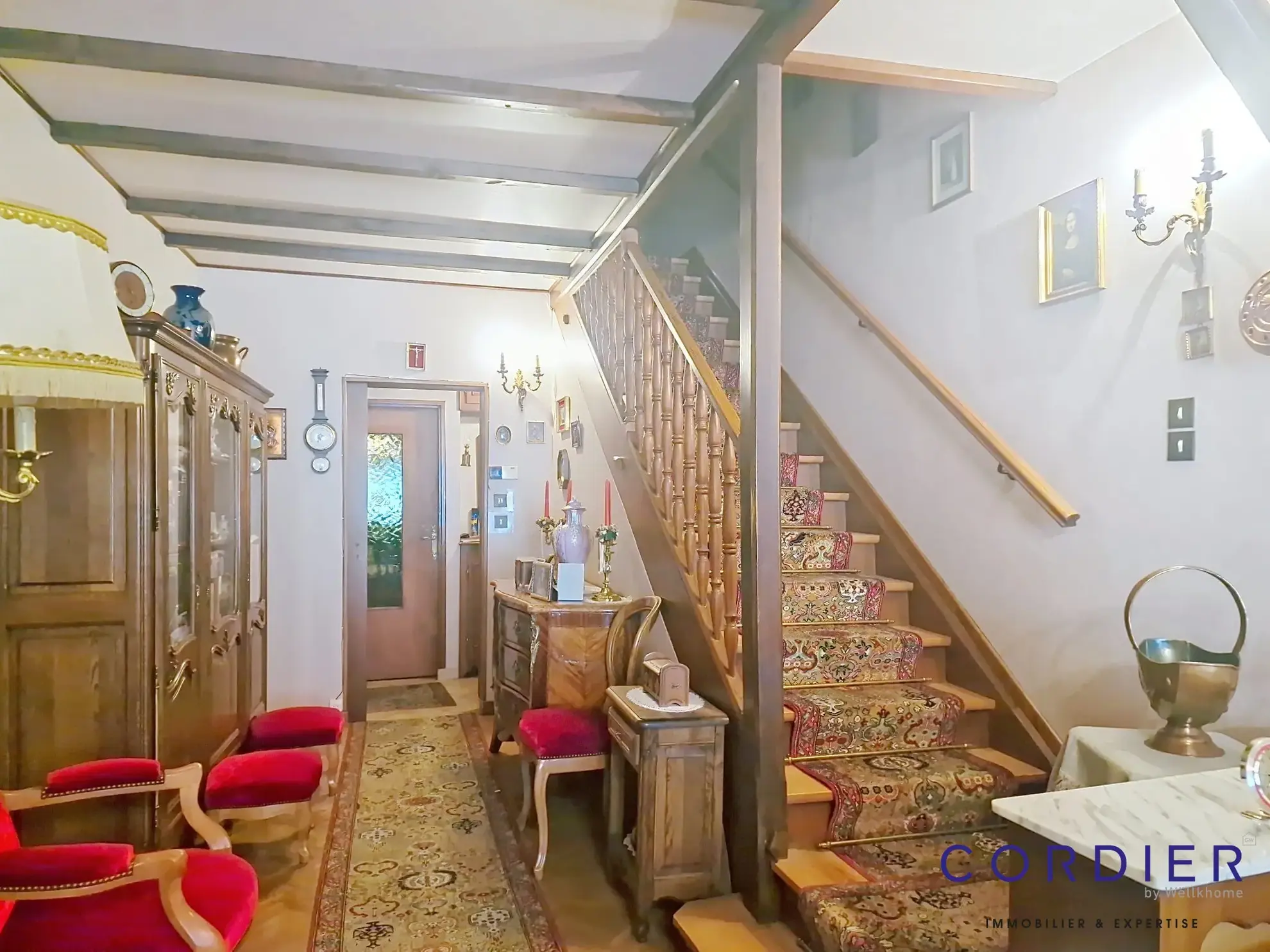 Maison mitoyenne à Moyeuvre-Grande de 77 m² à rénover avec garage et caves