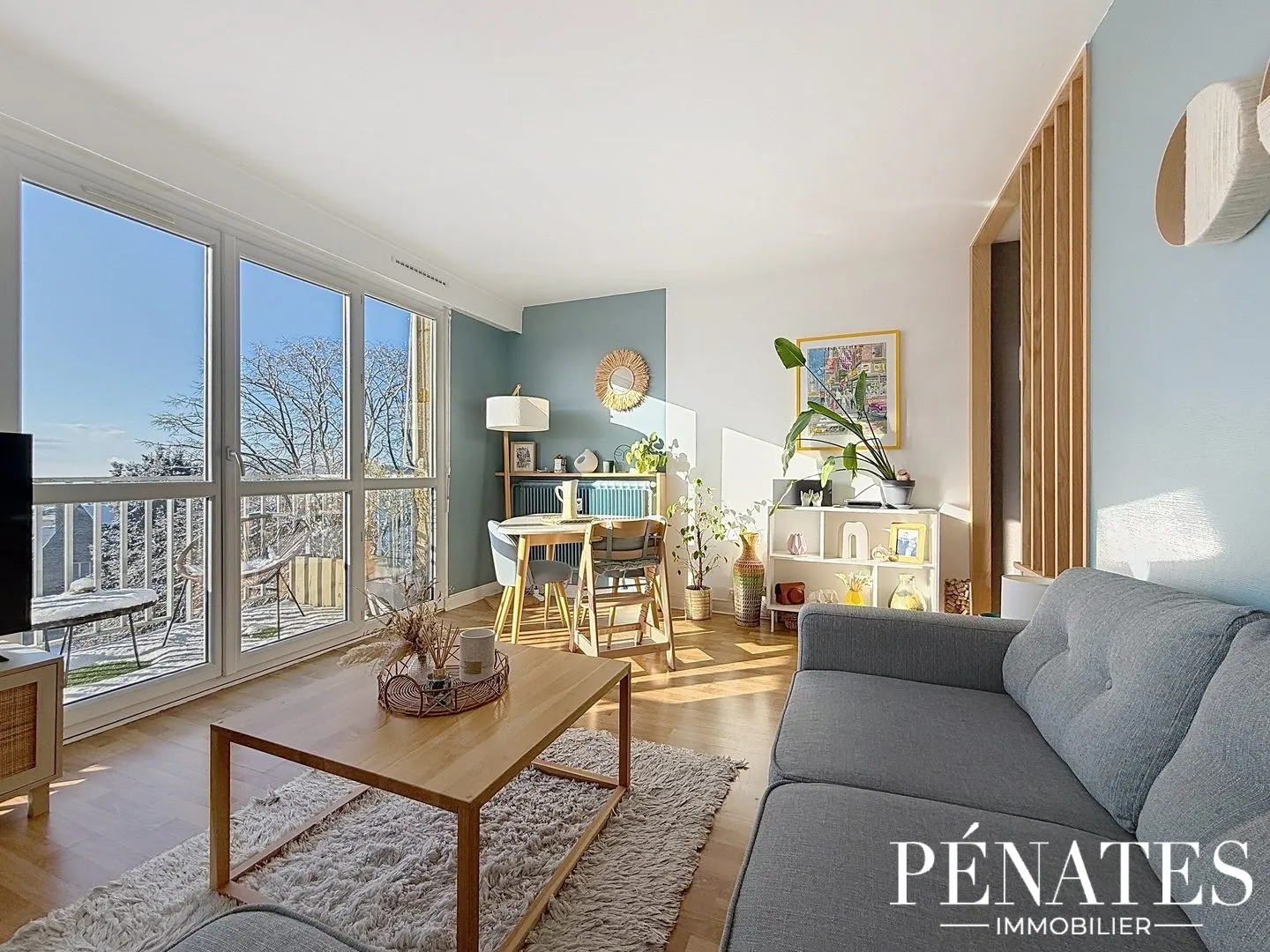 Appartement T3 rénové de 64 m² avec vue dégagée à Mont-Saint-Aignan