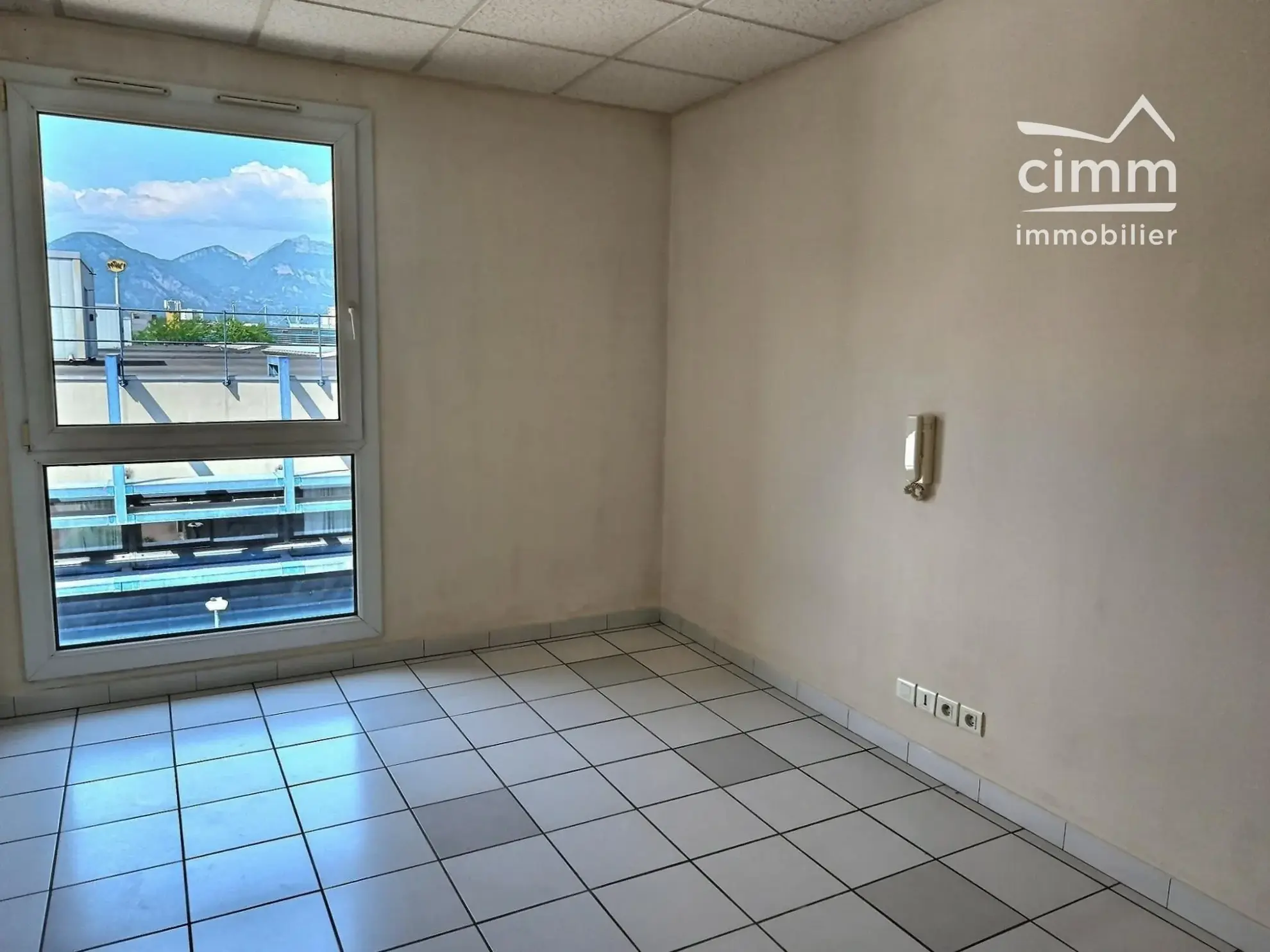 Local professionnel ou médical de 58 m² en centre-ville de Lyon 