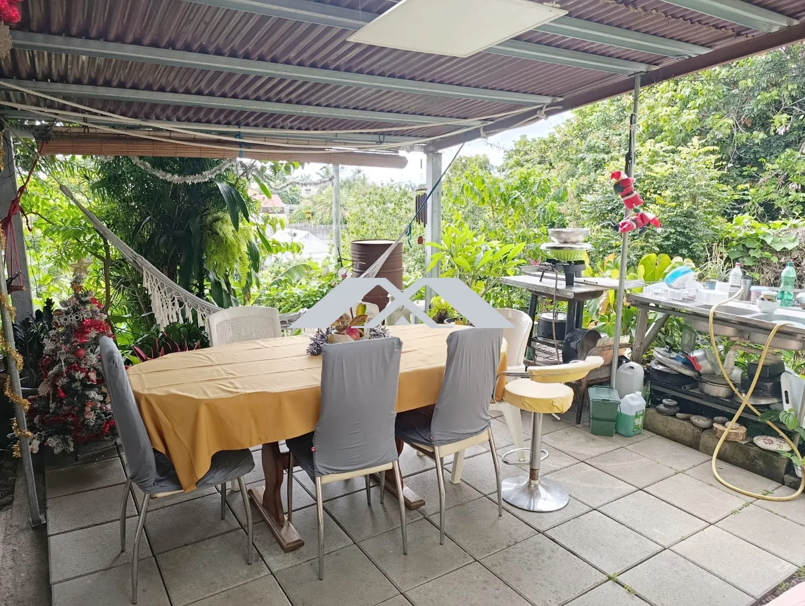 Charmante maison F4 avec jardin à vendre à l'Entre-Deux