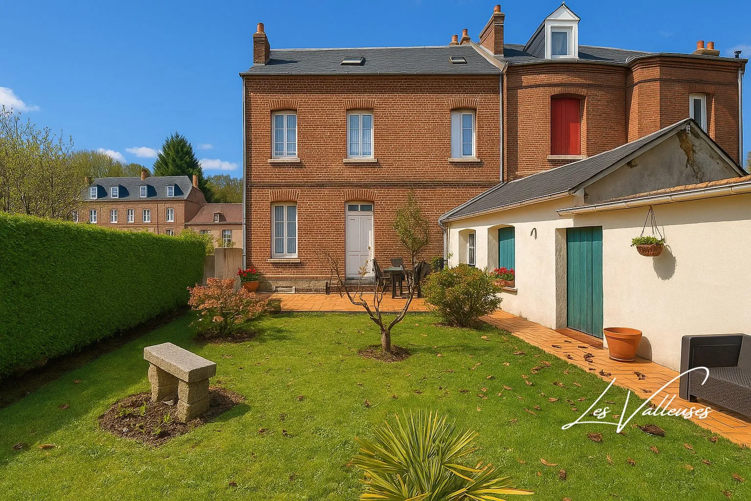 Maison en briques avec jardin à Dieppe, proche hôpital, 4 chambres