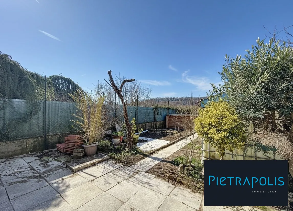 Maison à rénover de 105 m² avec terrain à Chailly-sur-Armançon 