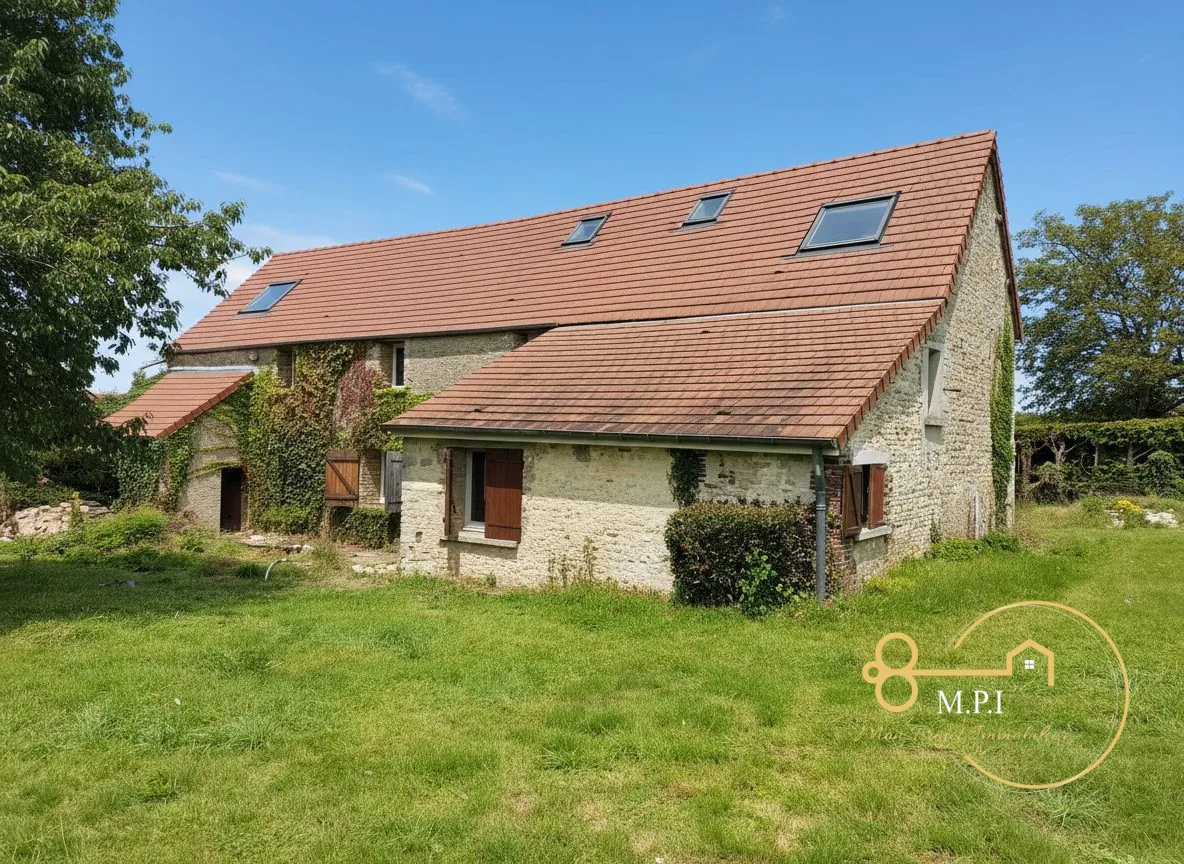 Belle longère en pierre de 220 m² à vendre proche de Sées avec jardin de 1500 m²