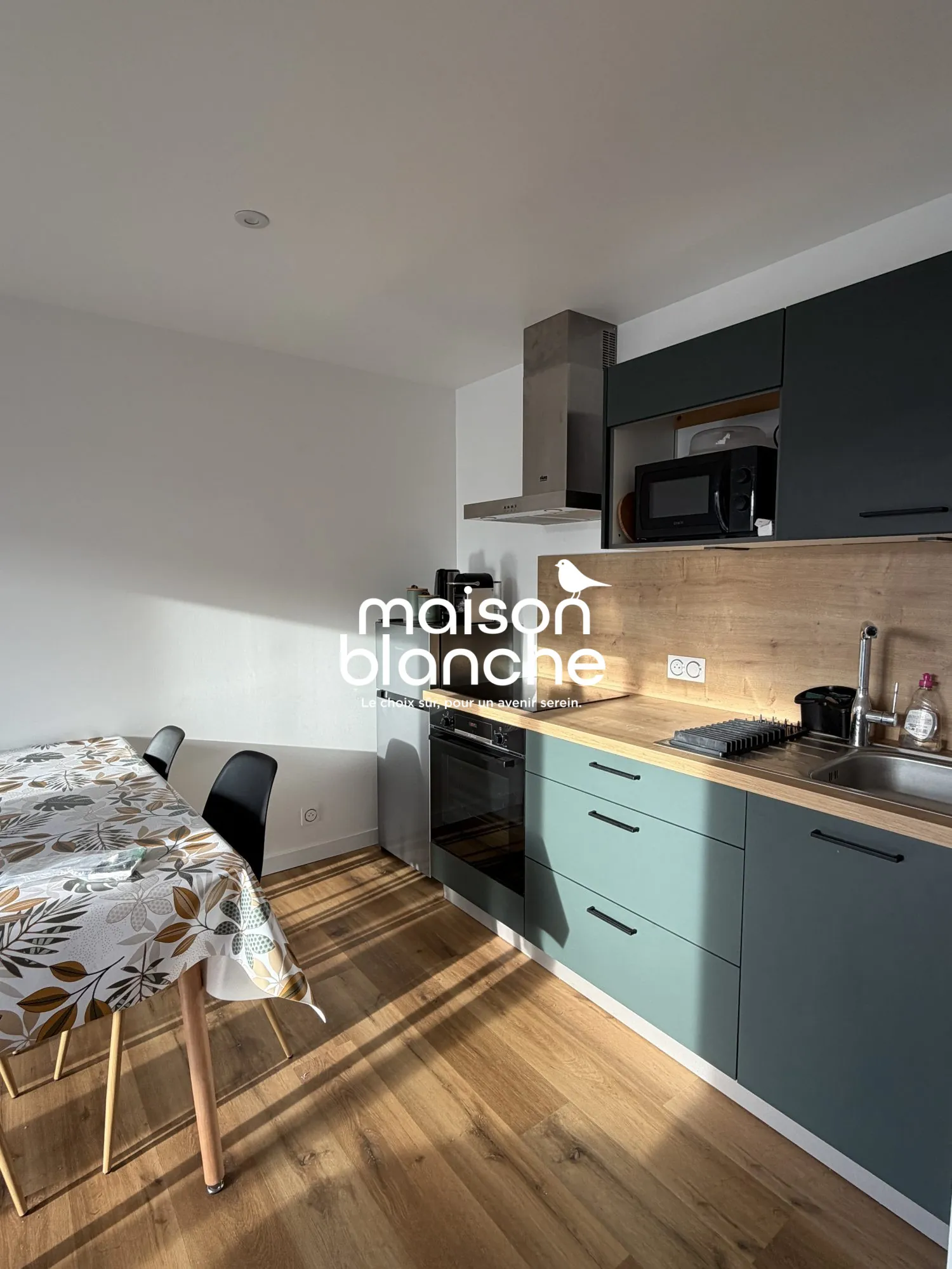 Appartement T2 rénové avec parking au centre des Sables-d'Olonne 