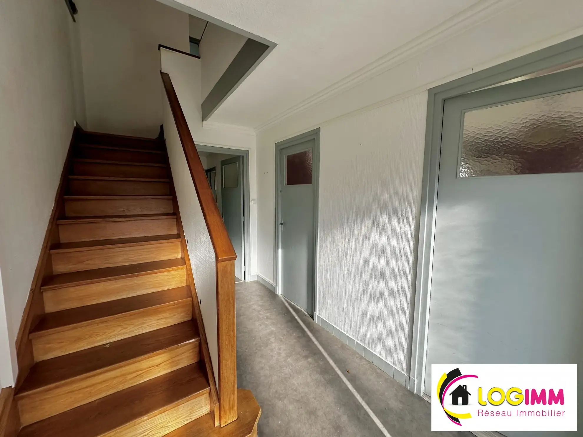 Maison semi-individuelle à Le Cateau-Cambrésis de 105 m² avec jardin et garage 