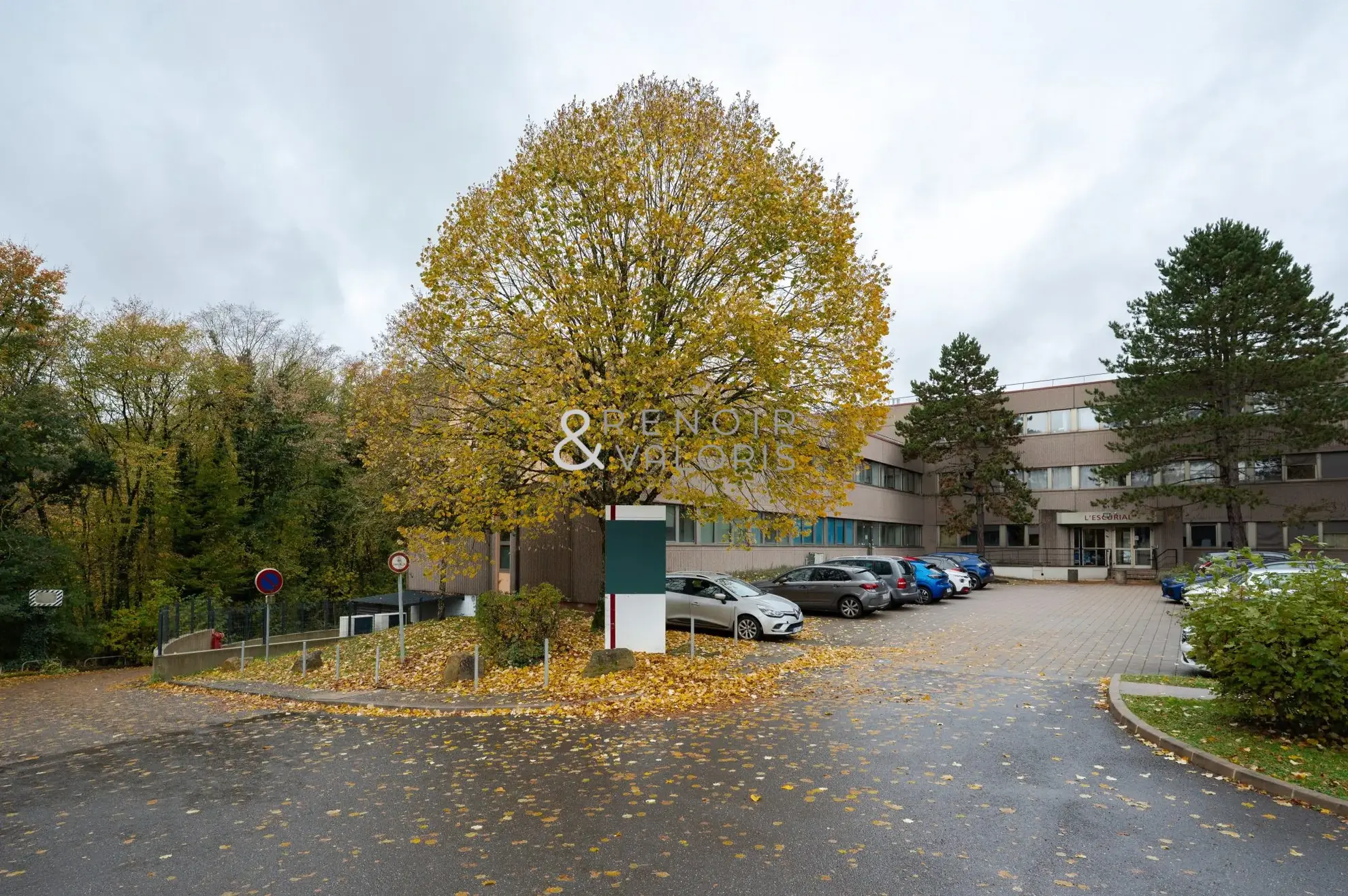 Studio entièrement rénové avec parking à Vandoeuvre-lès-Nancy 