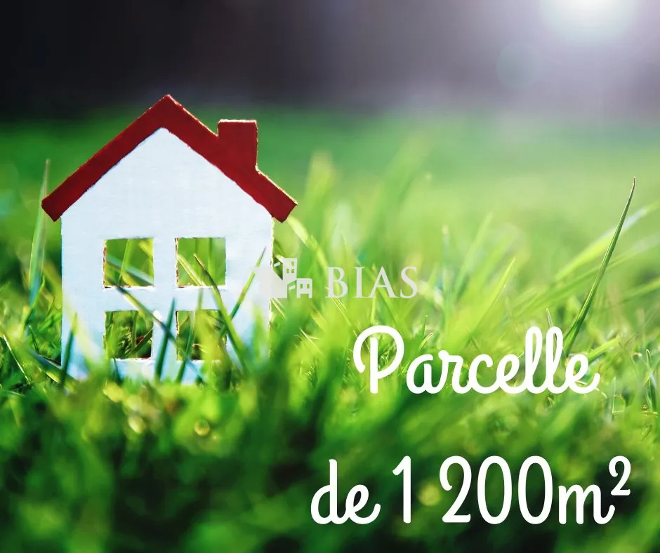 Terrain constructible à Bernay - 1200 m² en zone rurale à proximité des commodités