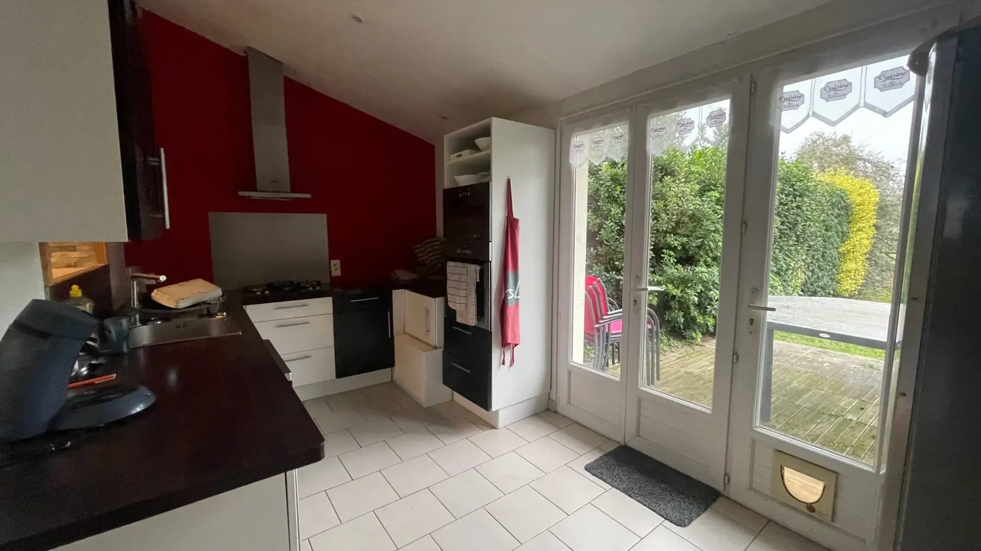 Maison à vendre à Mayenne avec jardin et terrasse - 93 m² 