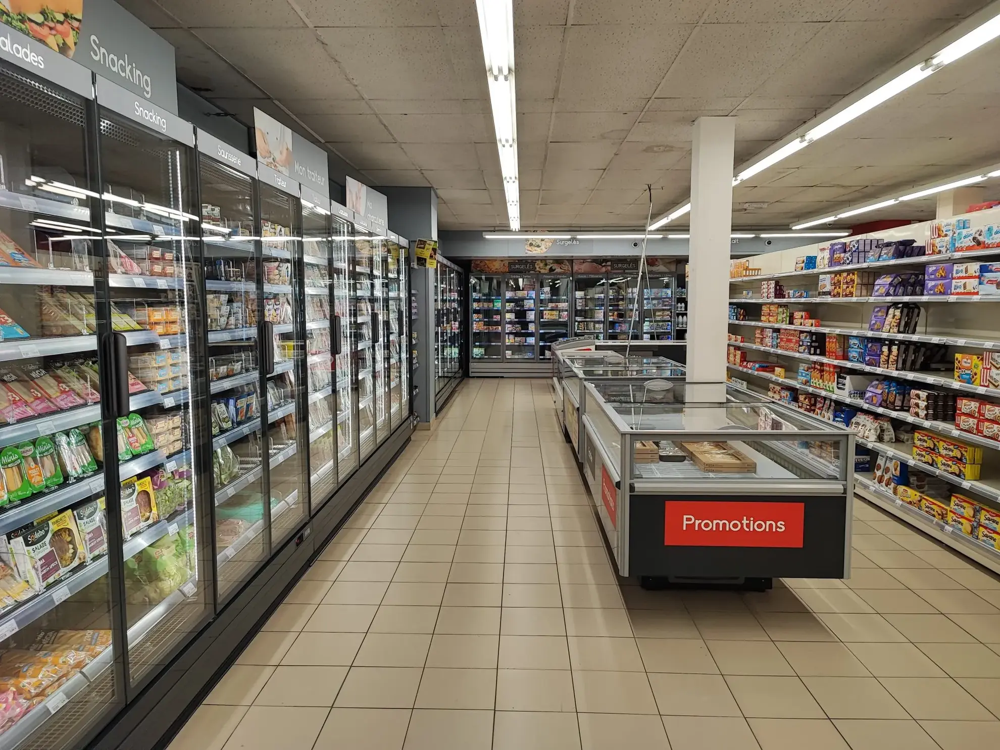 Superette de 280 m² à vendre à Alençon, excellent emplacement en hyper centre-ville
