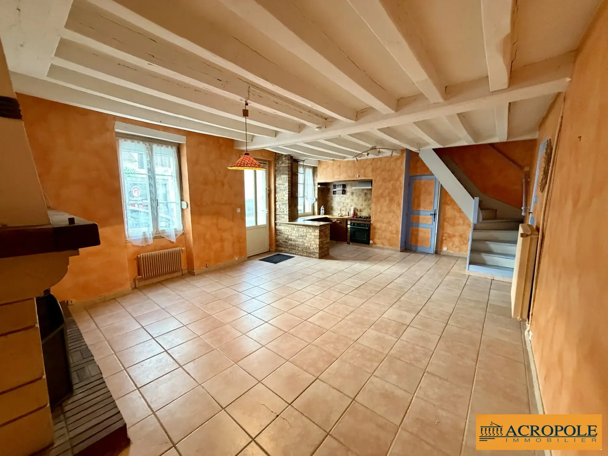Maison de ville à vendre à Gien - 70 m² avec 2 chambres 