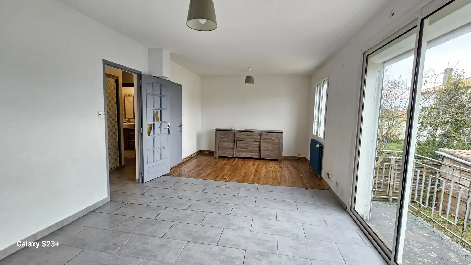 Maison semi-enterrée à Niort quartier Route d'Aiffres - 131 m² habitables avec jardin 