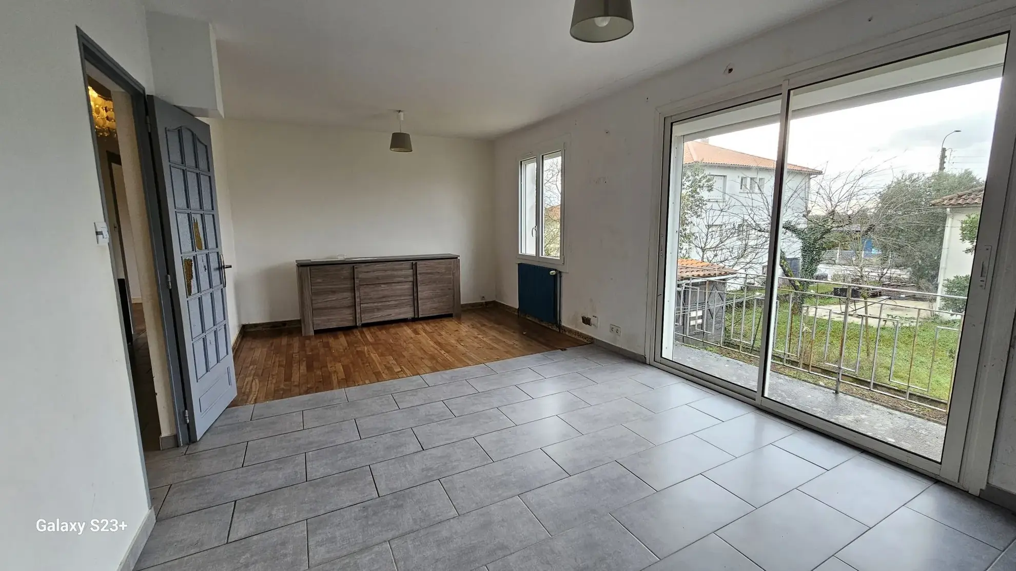 Maison semi-enterrée à Niort quartier Route d'Aiffres - 131 m² habitables avec jardin 
