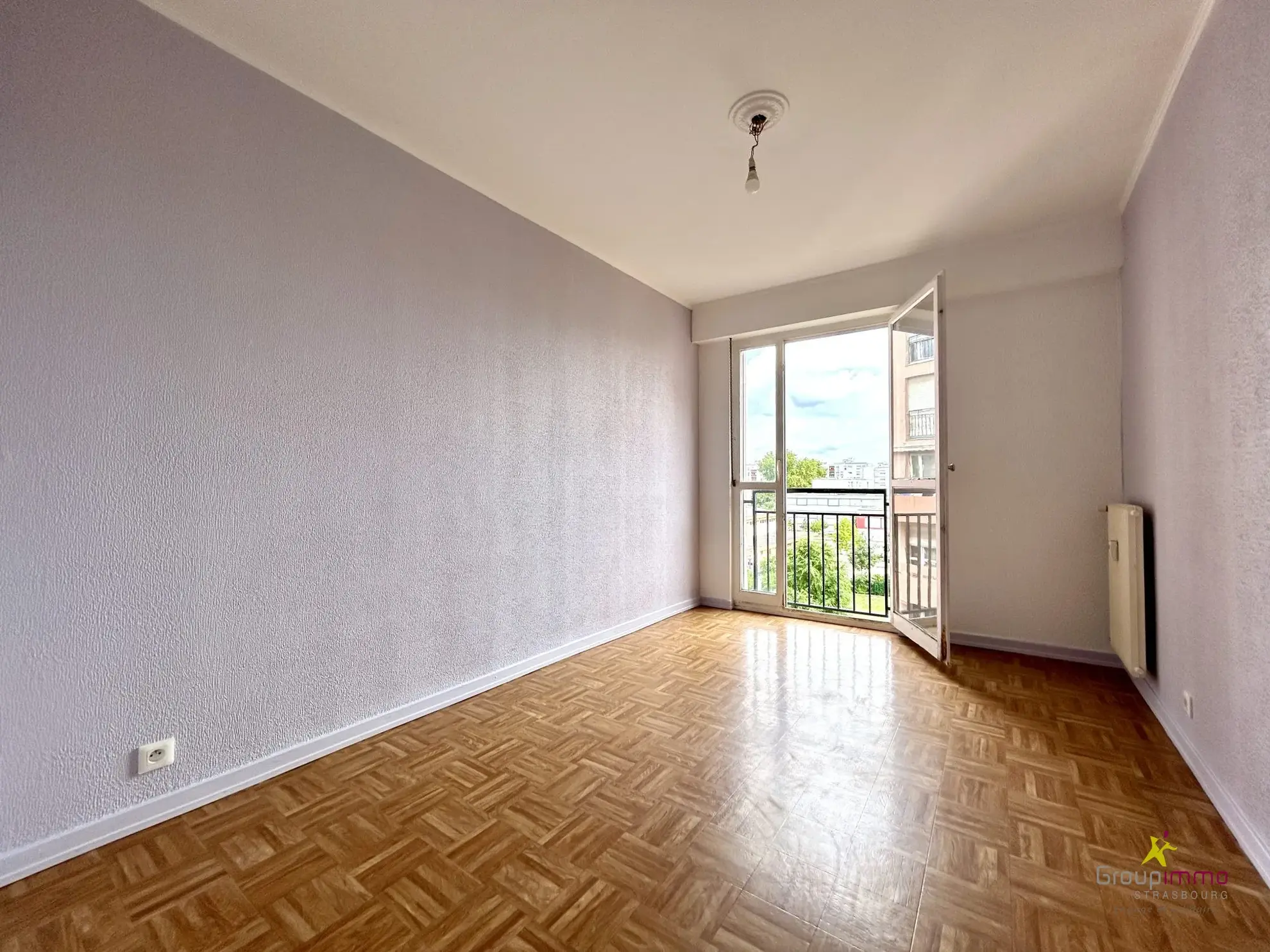Appartement 3 pièces à Strasbourg Hautepierre avec cave et garage en vente 