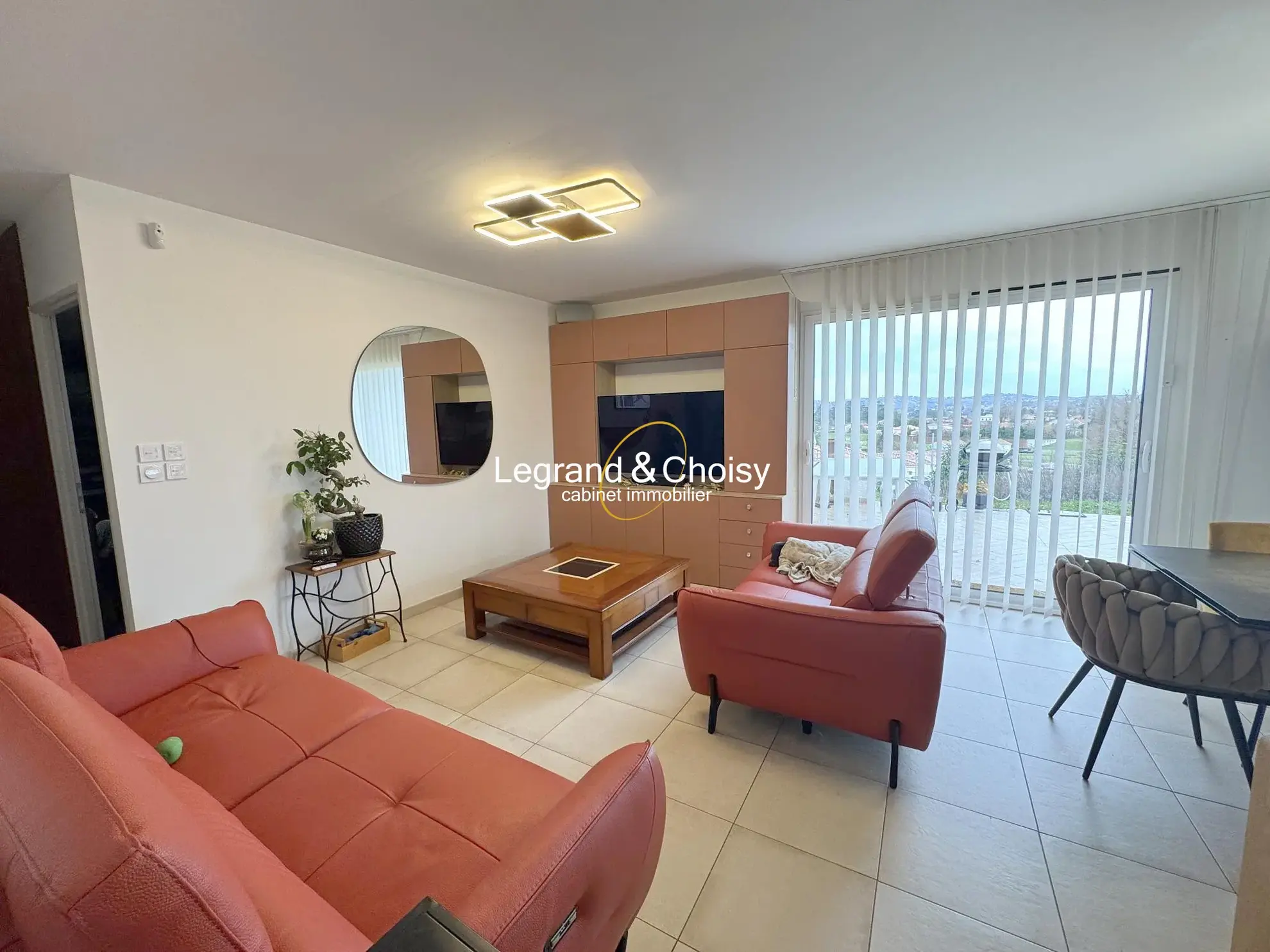 Maison de plain-pied avec jardin et garanties à Pujols (47300)