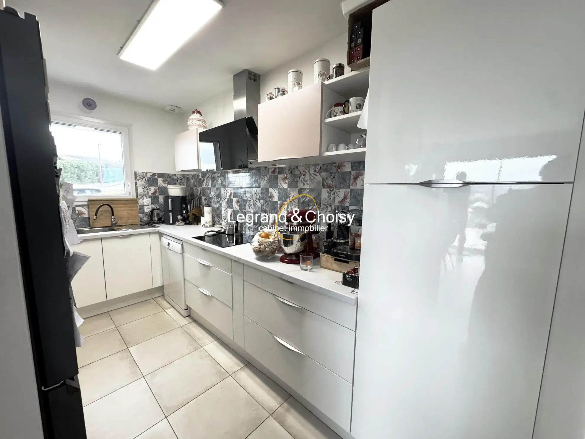 Maison de plain-pied avec jardin et garanties à Pujols (47300) 