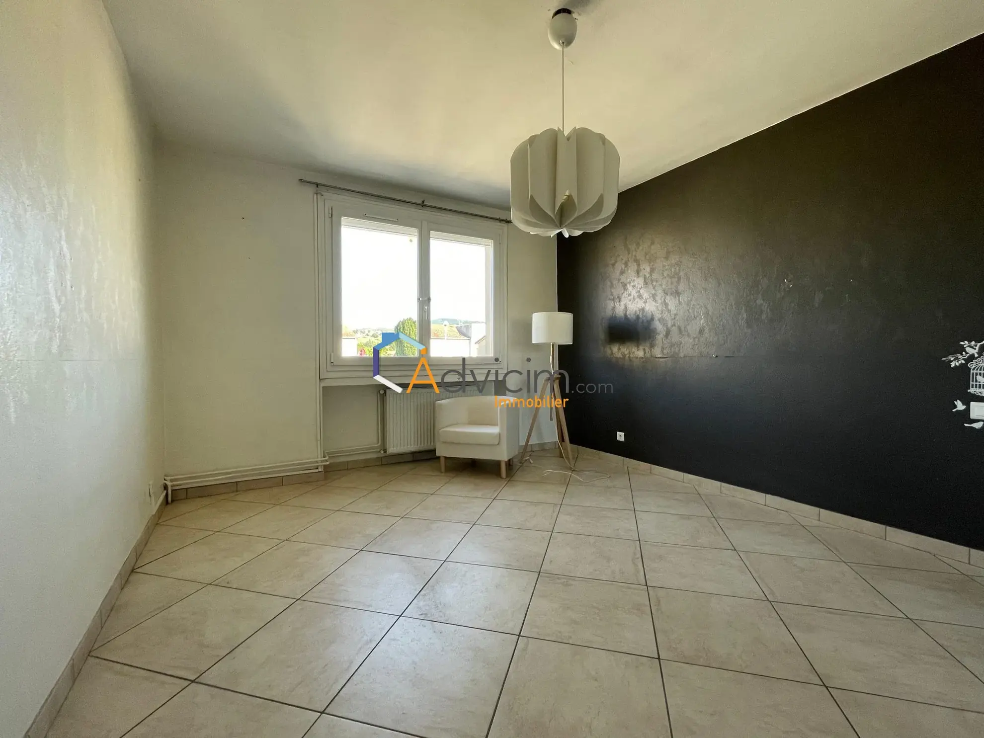 Appartement T3 de 75 m² à La Grand-Croix avec garage, cave et balcon 