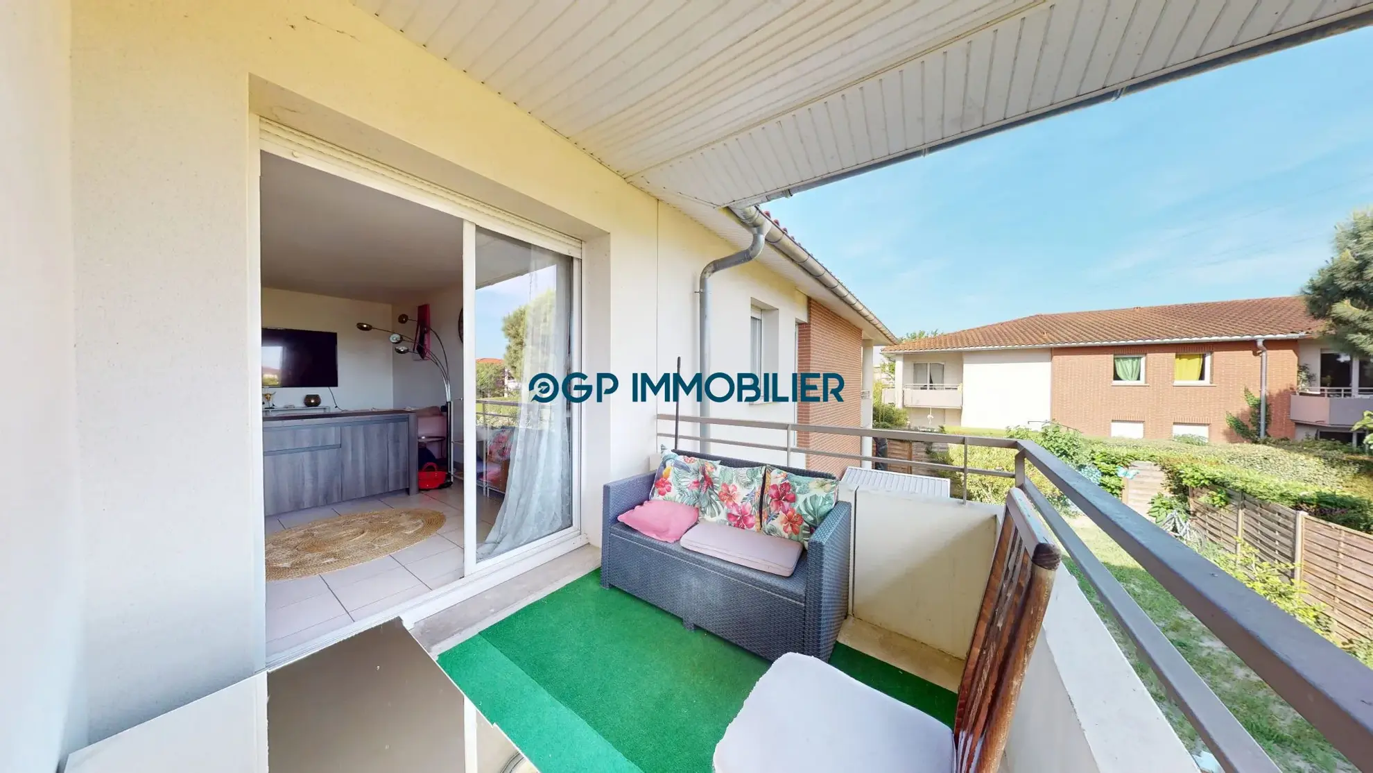 Appartement T2 lumineux avec terrasse et deux parkings à Aucamville