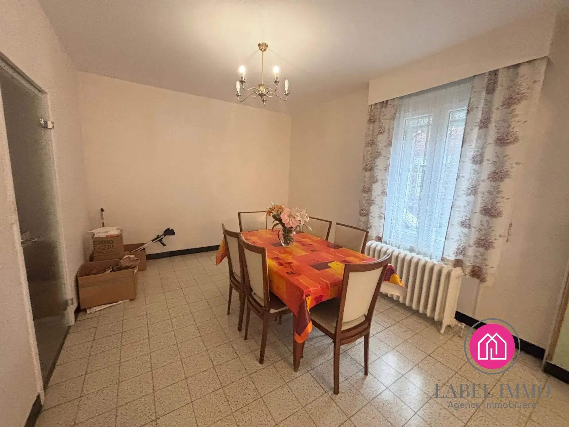 Maison semi-individuelle de 135 m² avec garage à Raismes