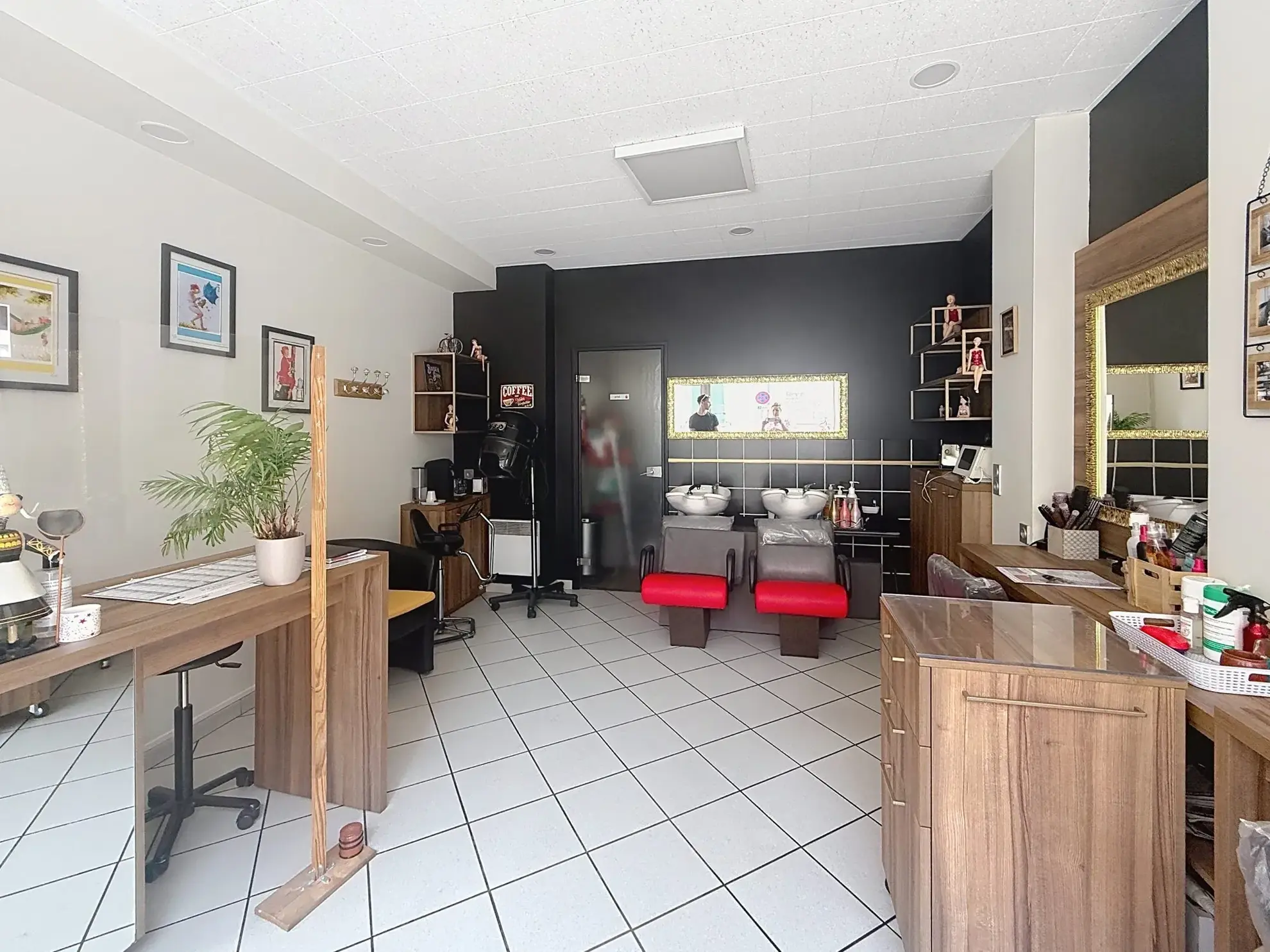 Local commercial à vendre de 32 m² à Tours, idéal emplacement entre Halles et La Riche