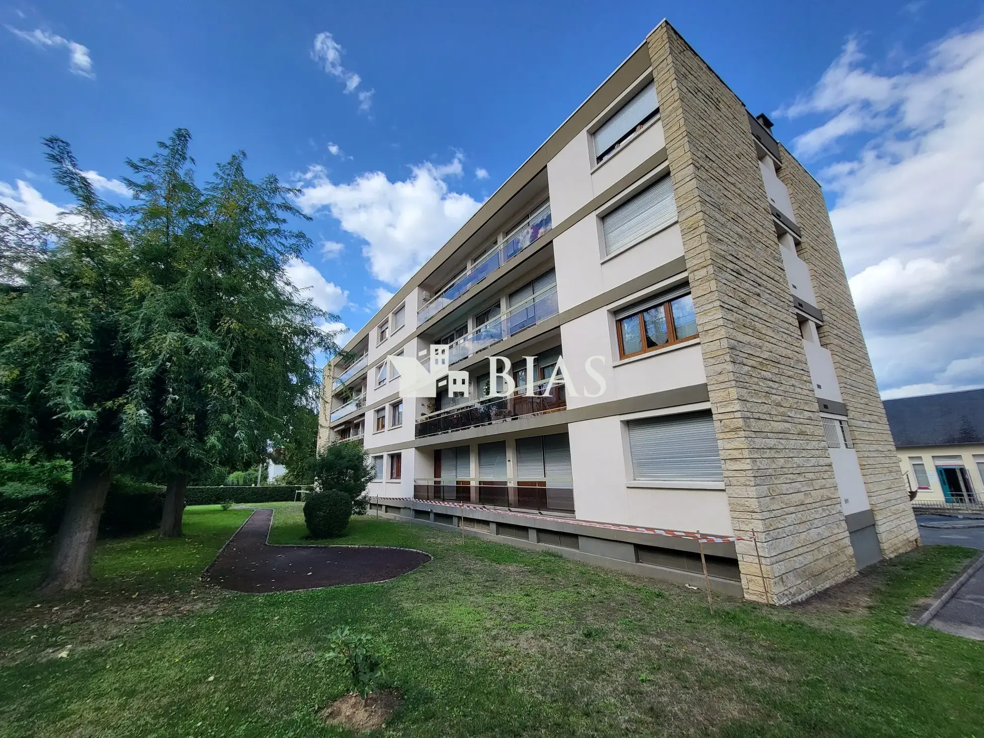 Appartement à vendre à Louviers, 73 m², 2 chambres, dernier étage