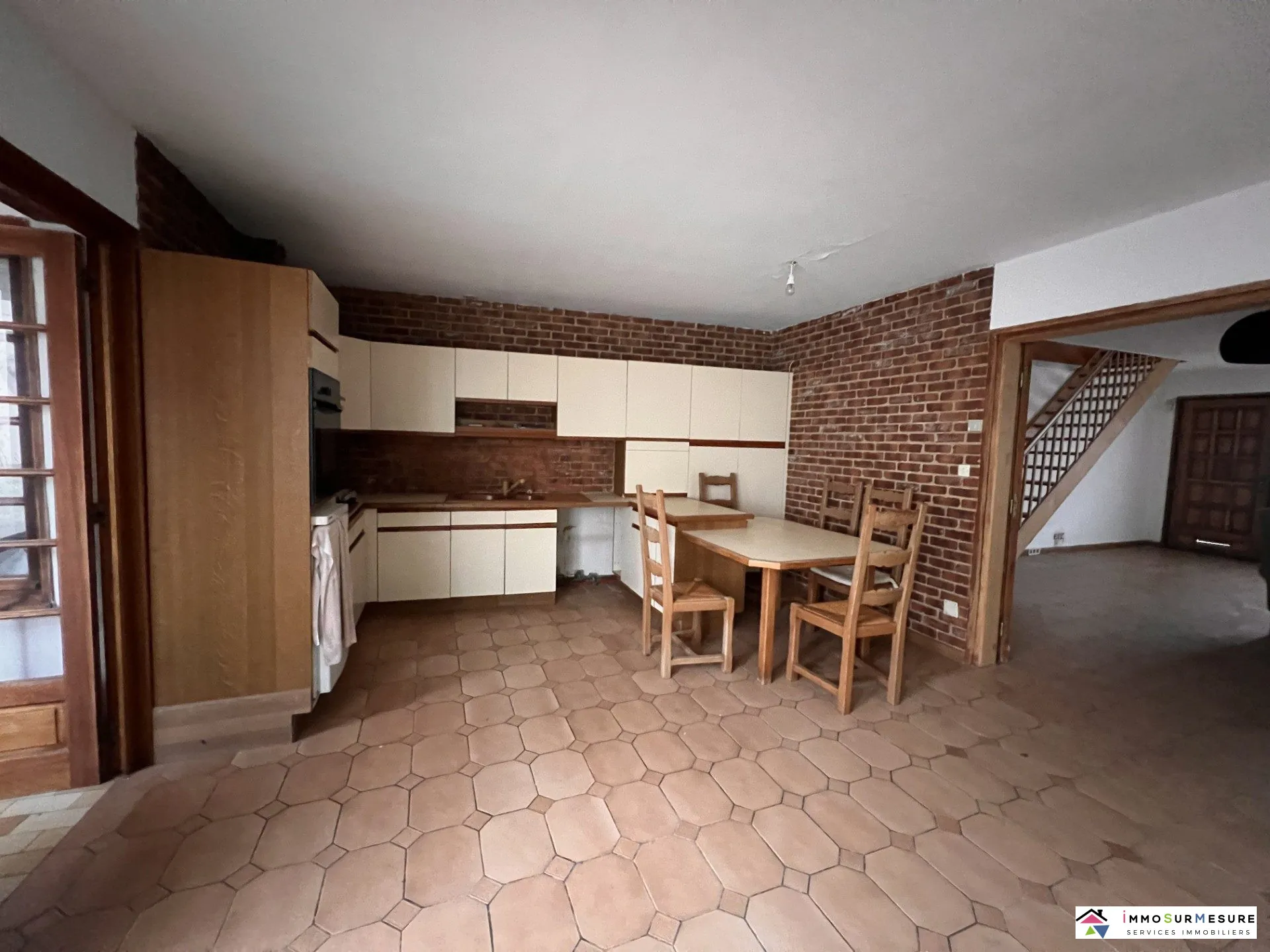 Maison à vendre de 130 m² à Saint-Omer, proche des marais et de la forêt