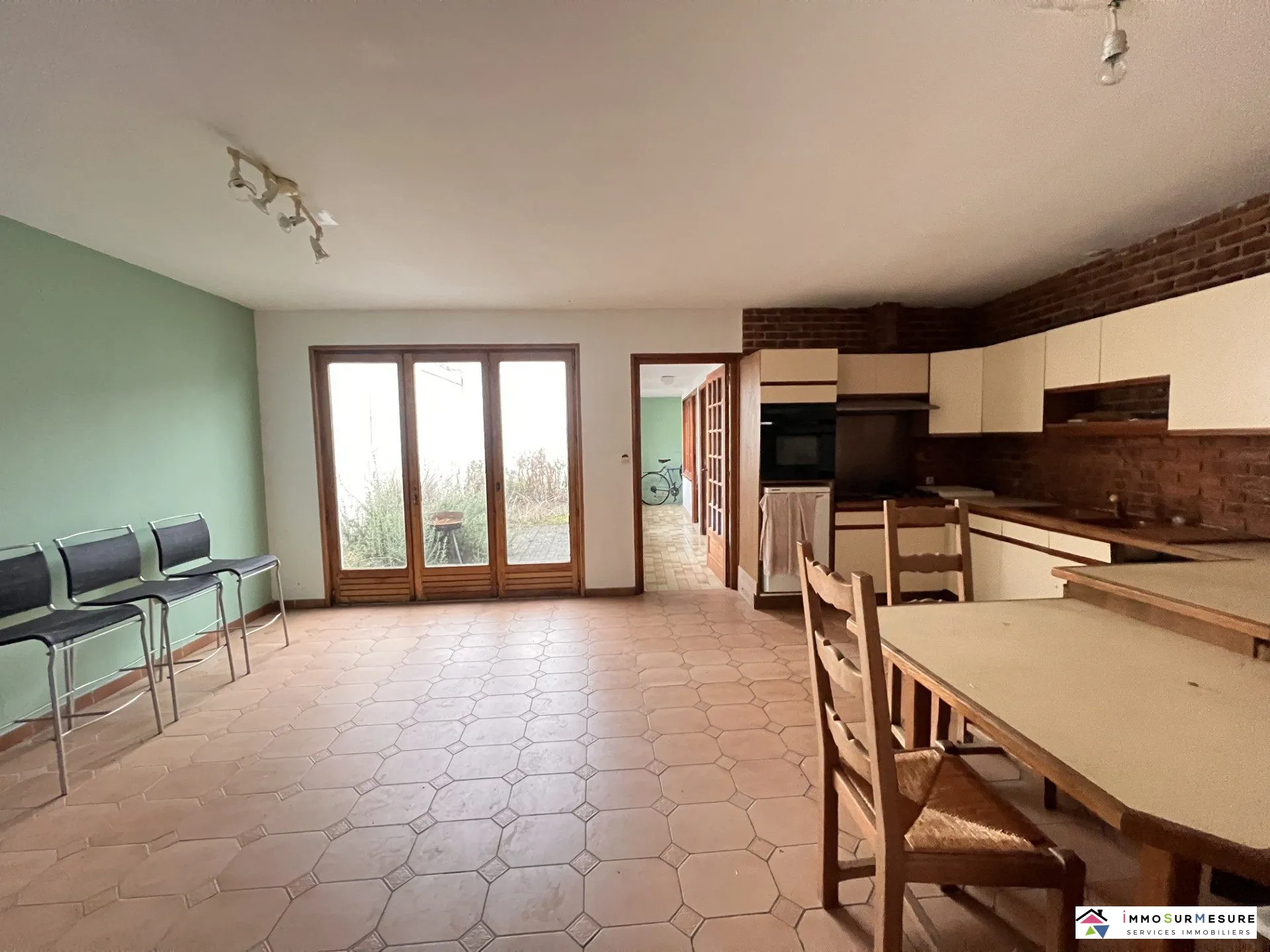 Maison à vendre de 130 m² à Saint-Omer, proche des marais et de la forêt 