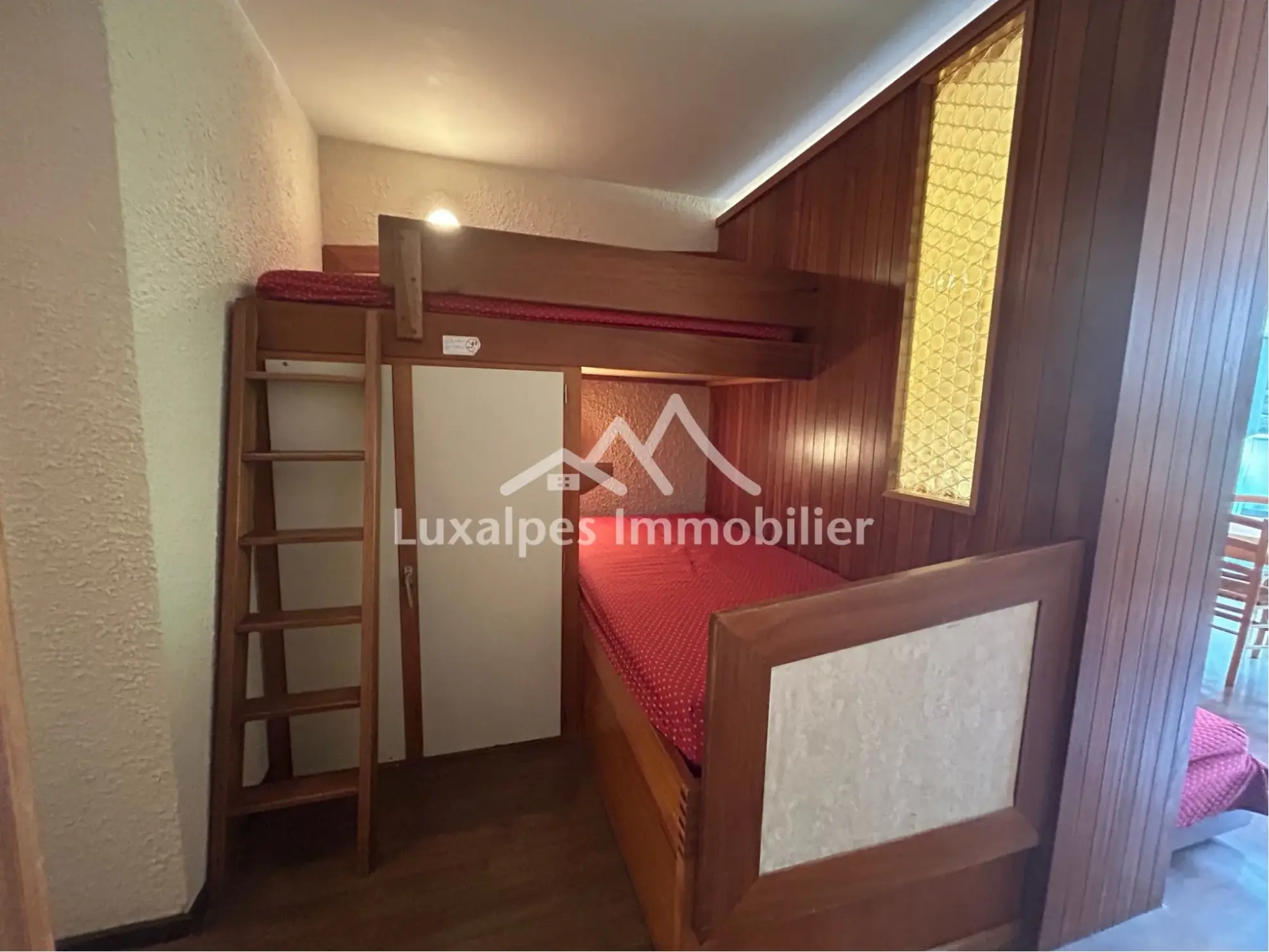 Studio de 26 m² à La Clusaz avec coin montagne et local à skis, vue montagne 