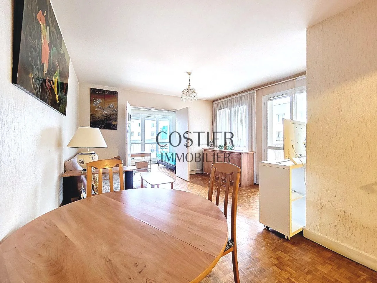 Appartement 2 chambres avec terrasse proche RER A à Noisy-le-Grand