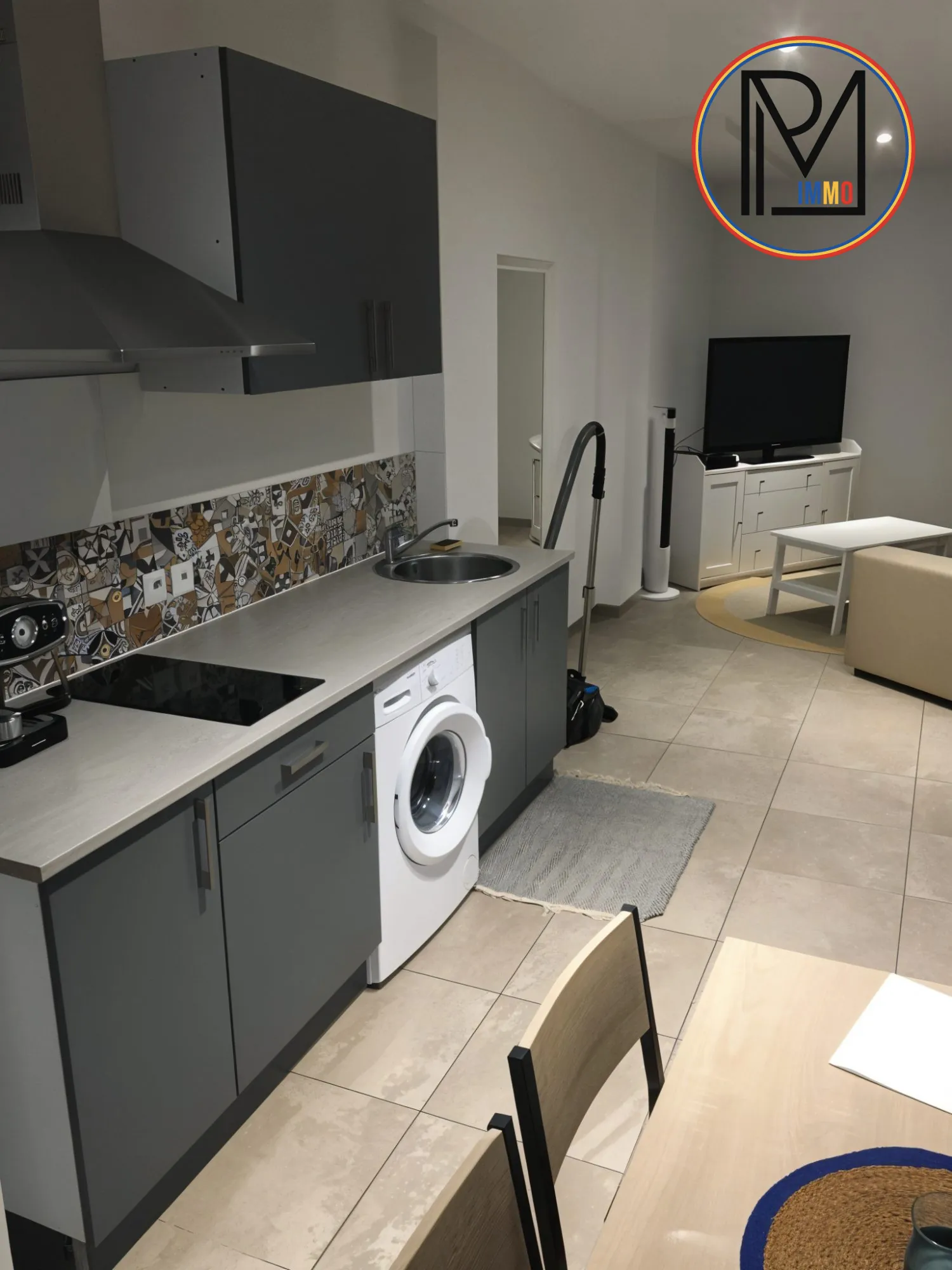 Studio lumineux de 40 m² à vendre à Montpellier, proche commodités 