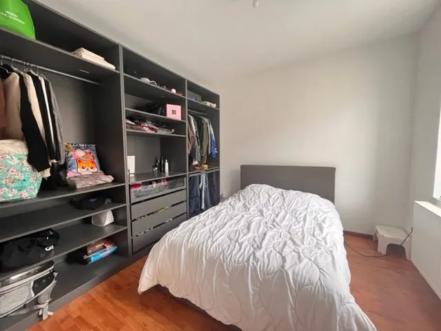 Appartement 2 pièces de 50 m² à Strasbourg Cronenbourg proche tram - Prix attractif 