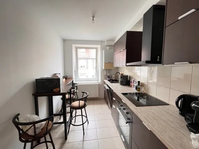 Appartement 2 pièces de 50 m² à Strasbourg Cronenbourg proche tram - Prix attractif 
