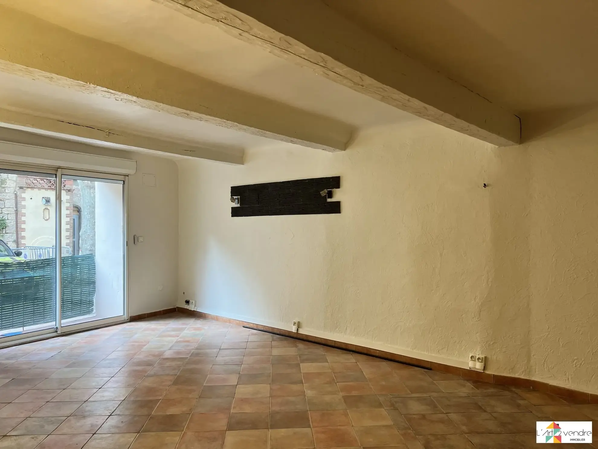 SALON SÉJOUR  À vendre appartement 3 pièces au centre du Val - Investissement locatif rentable 
