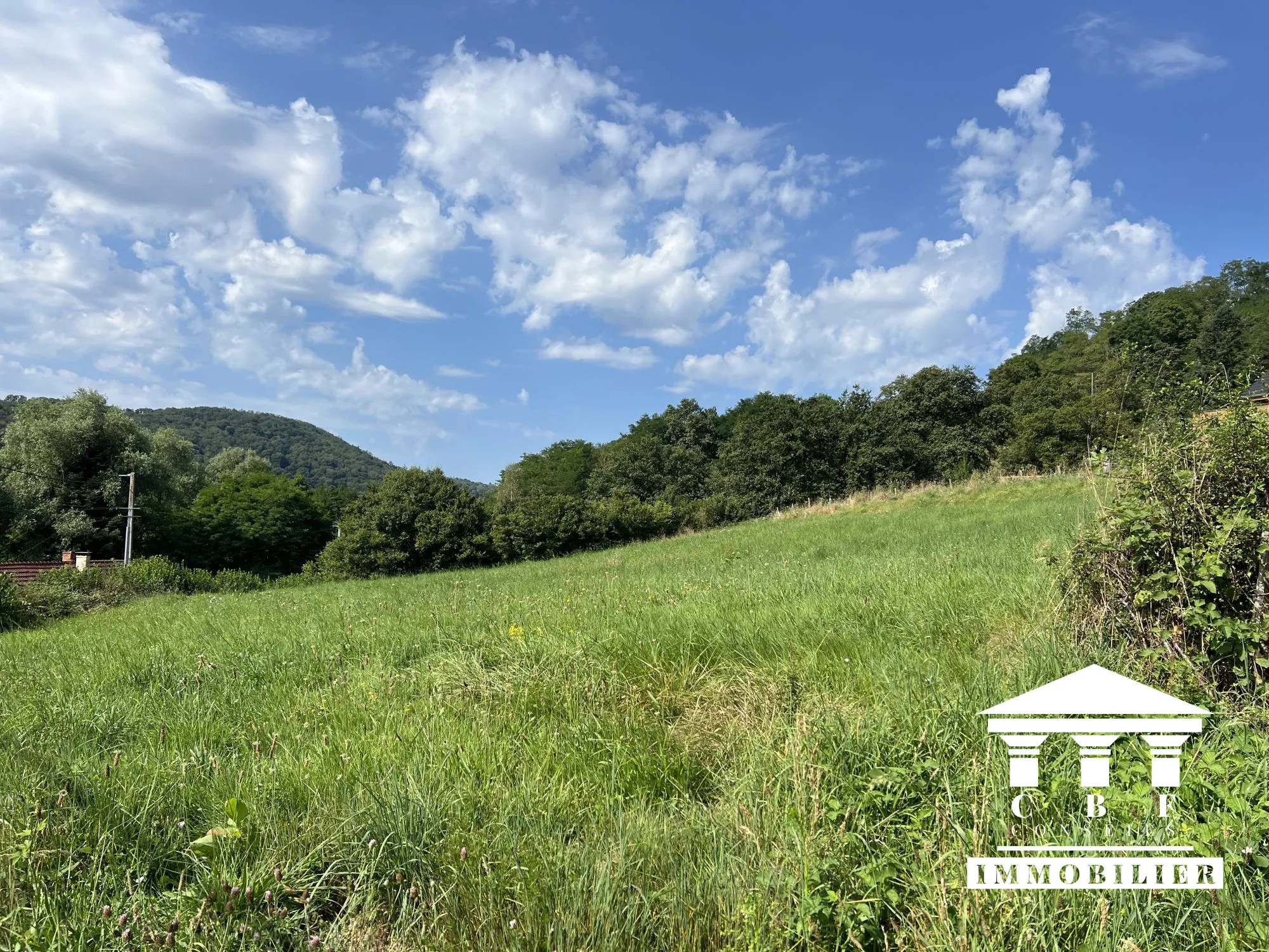 Terrains constructibles à vendre à Saint-Sernin-du-Bois - Environment calme et proche du Creusot