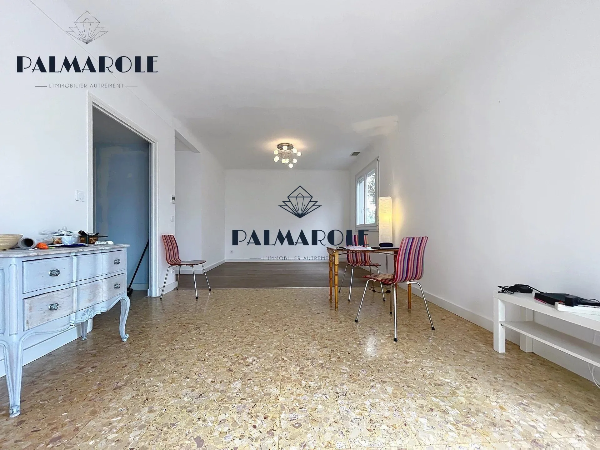 Appartement T2 à Perpignan avec balcon, garage et cave - Quartier Palais des Congrès 