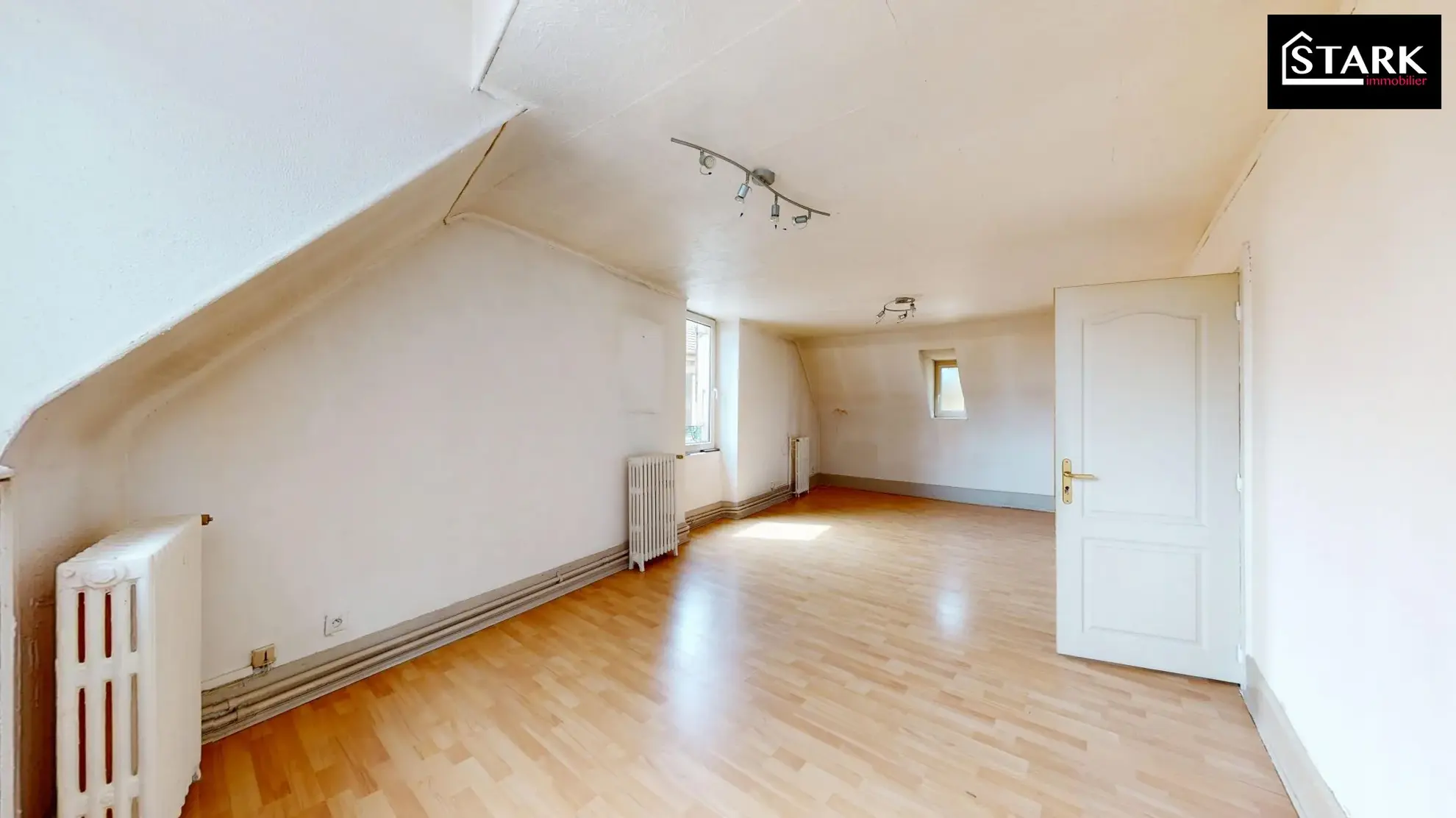 Appartement duplex de 100 m² en vieille ville de Belfort – Investissez ou résidez ! 