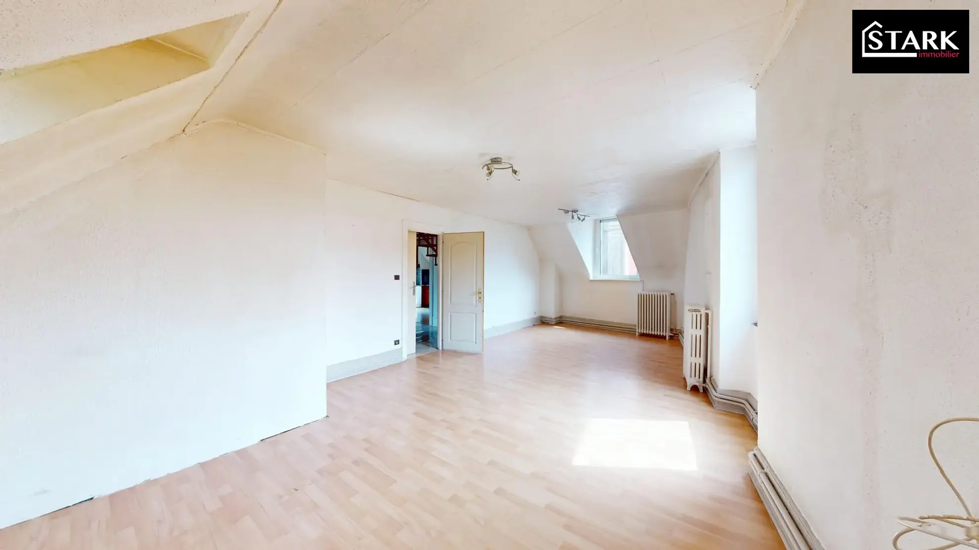 Appartement duplex de 100 m² en vieille ville de Belfort – Investissez ou résidez ! 