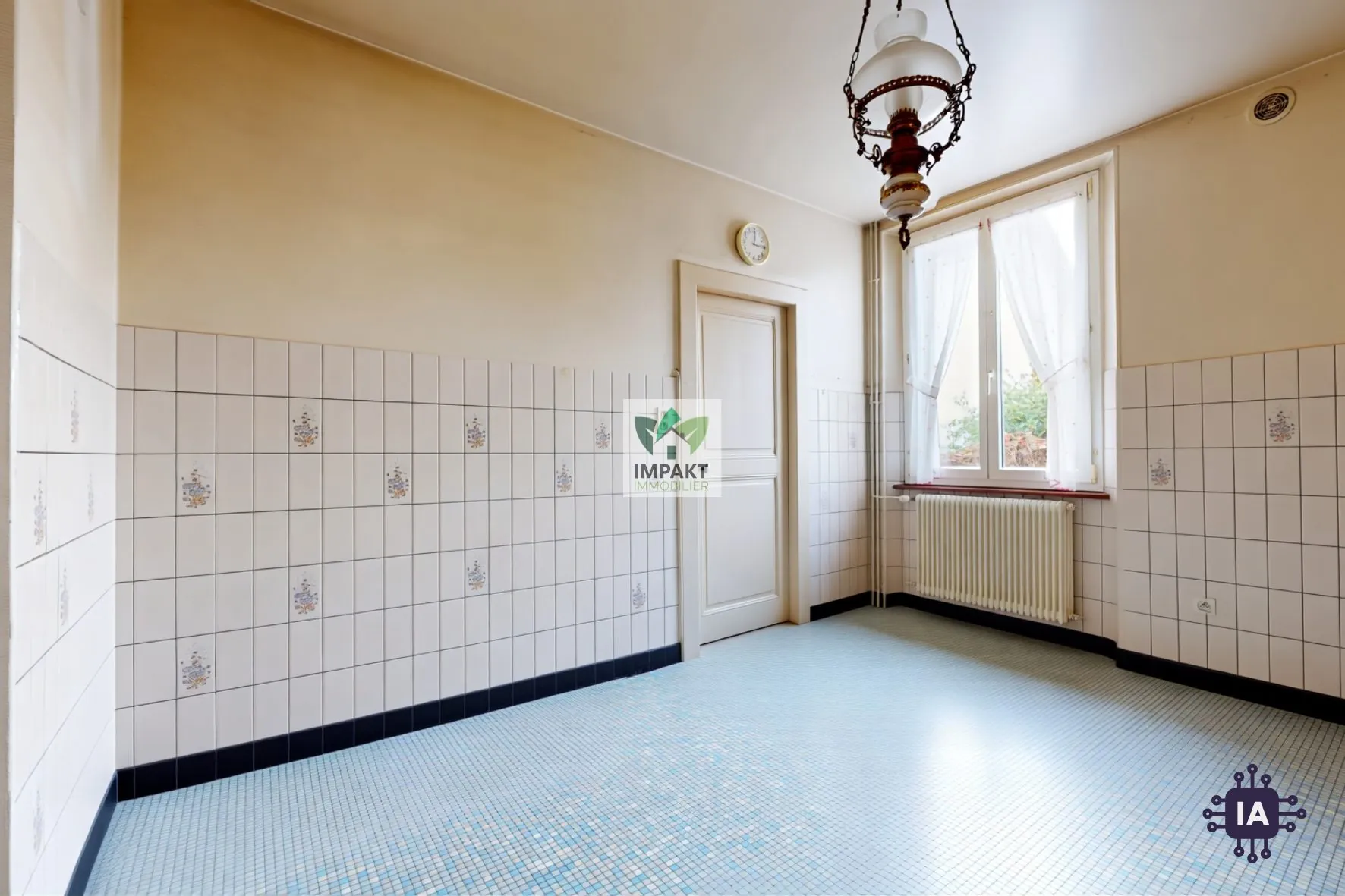 Maison 3 chambres à Cravanche – Bien ancien avec ascenseur et Terrasse 
