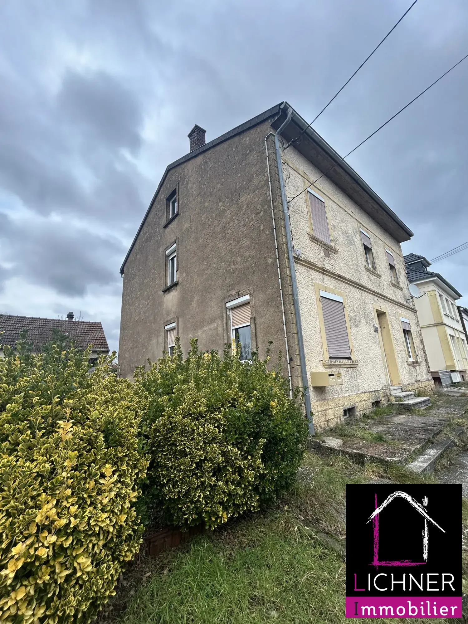 Immeuble à vendre à L'Hôpital - Opportunité d'investissement locatif