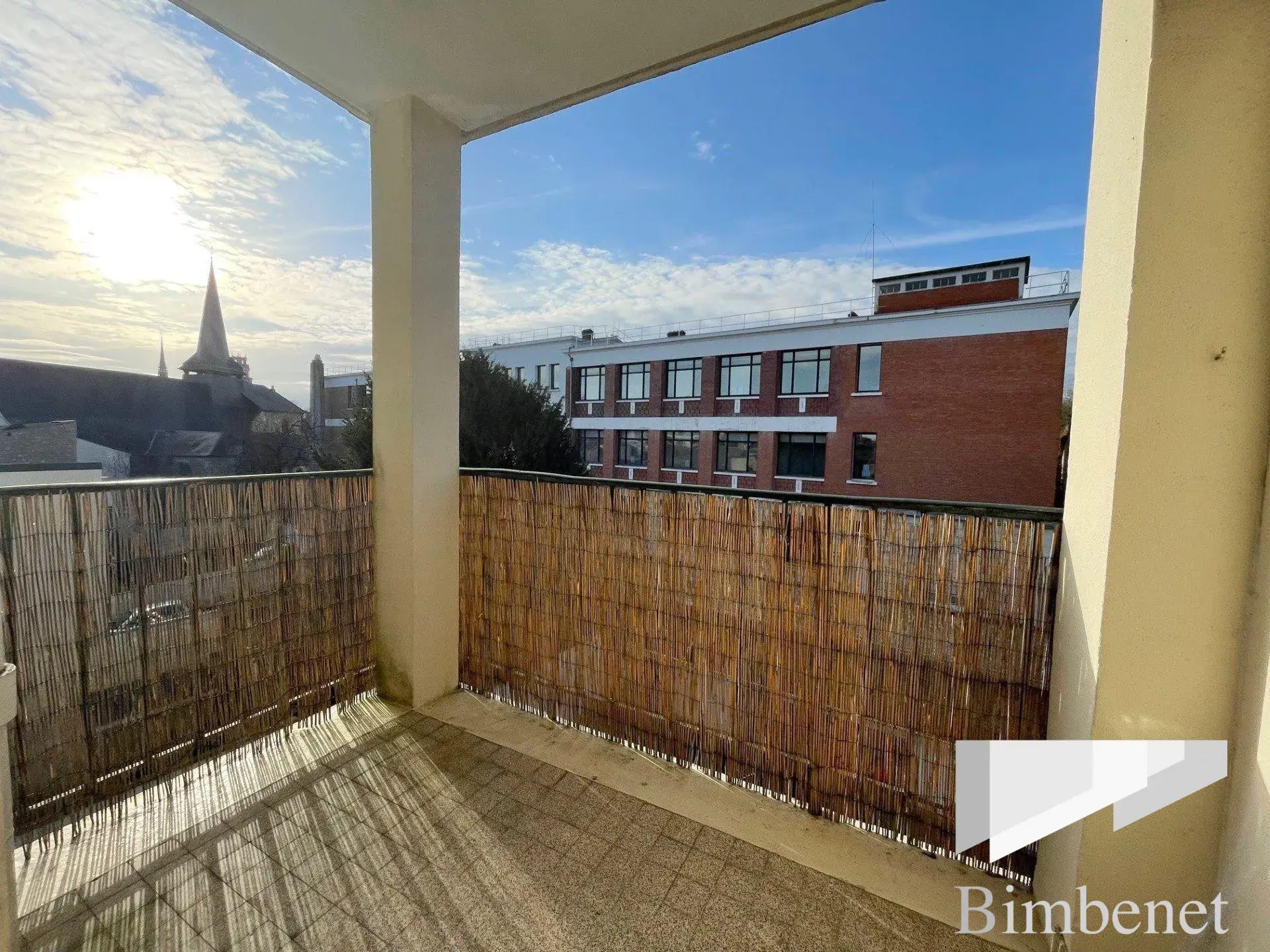 Appartement T2 lumineux avec balcon à Orléans Saint-Vincent - Idéal vie urbaine