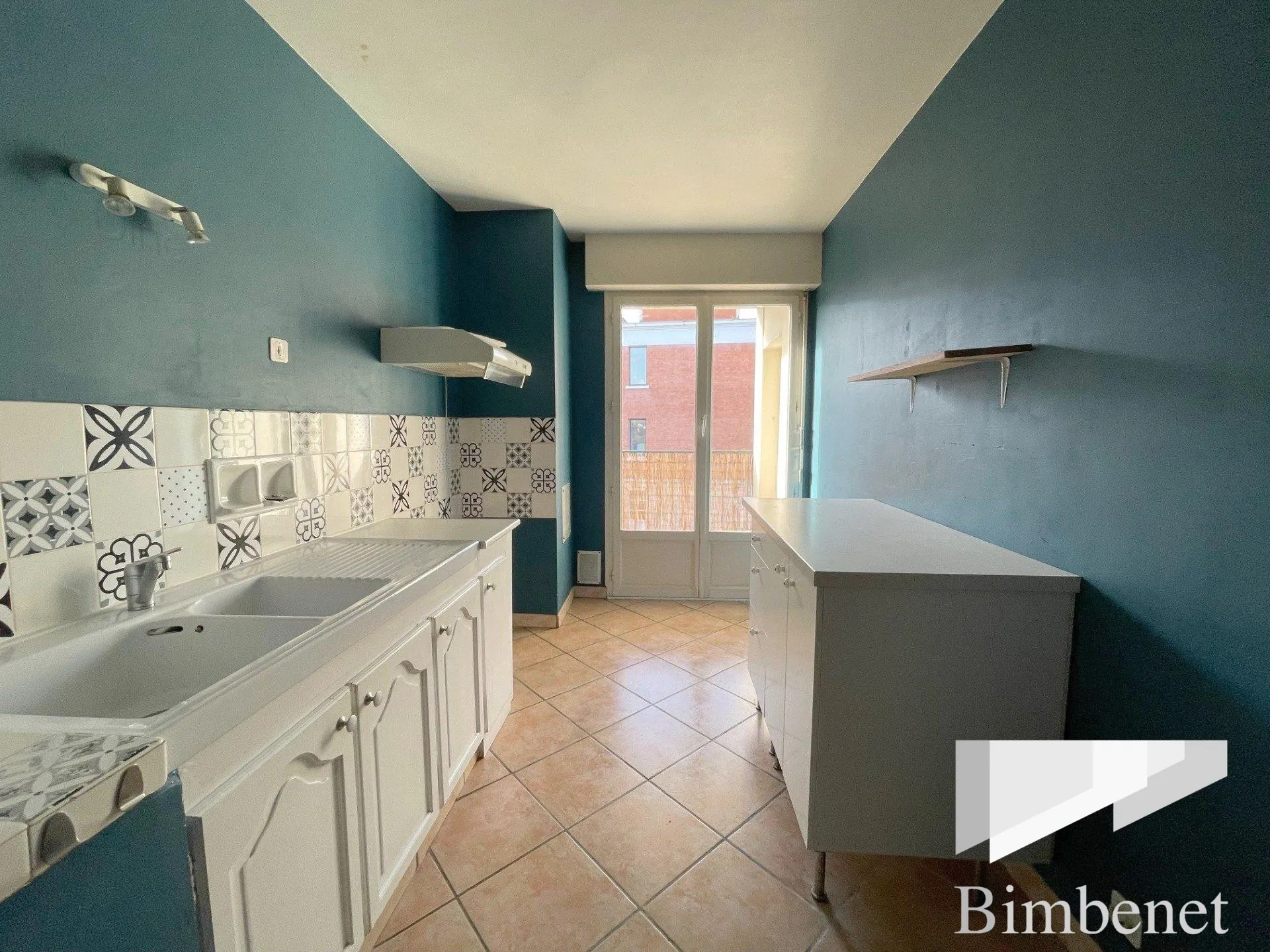 Appartement T2 lumineux avec balcon à Orléans Saint-Vincent - Idéal vie urbaine 