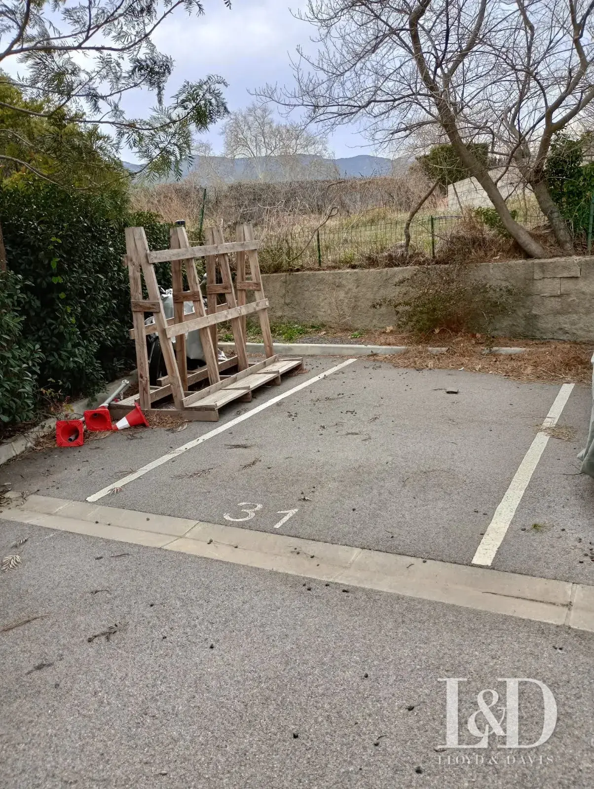 Place de parking voiture + moto Place de parking sécurisée à Argelès-sur-Mer – Résidence La Closerie