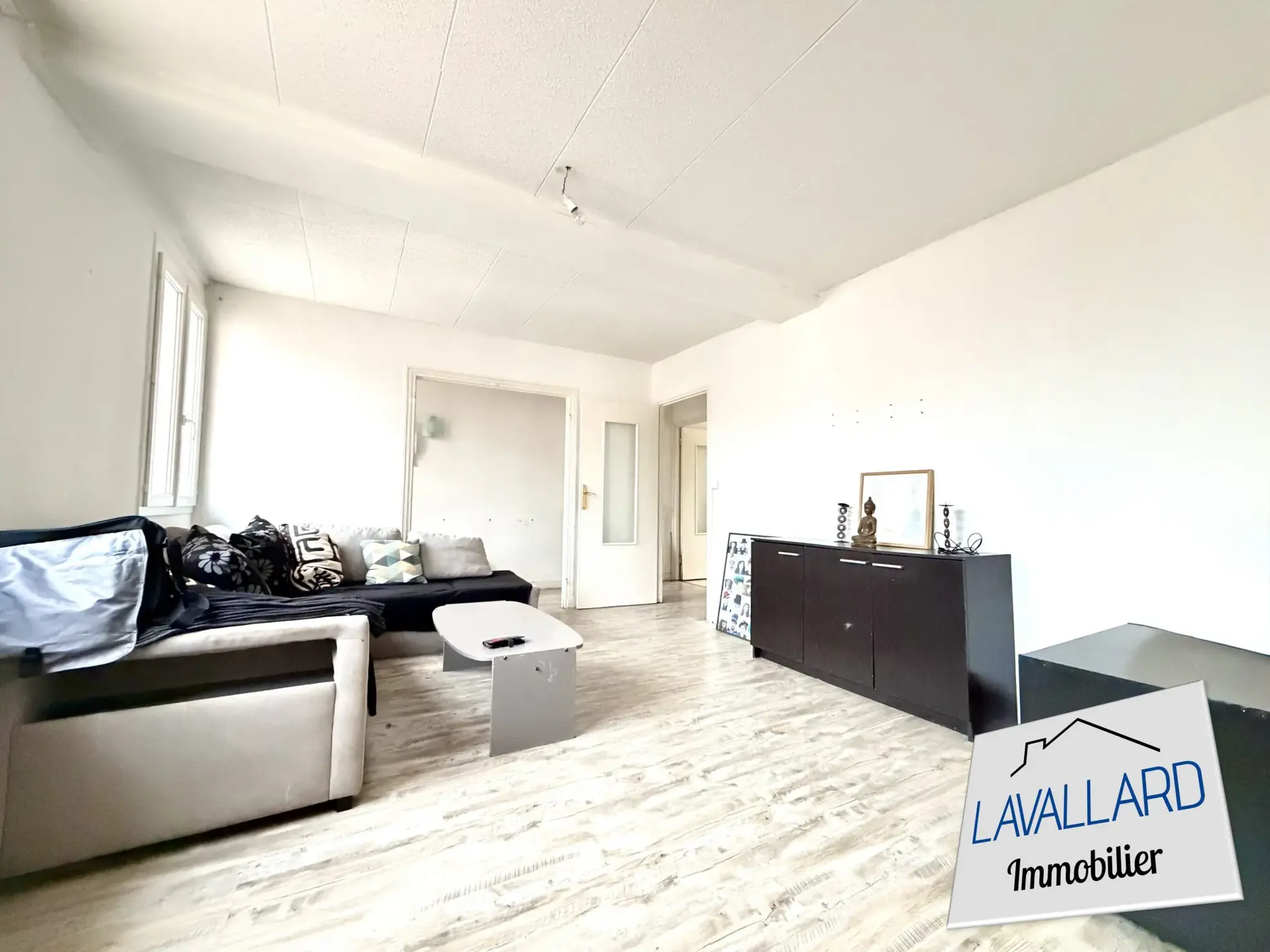 Appartement T4 avec parking et greniers à Amiens Secteur Saint Roch - Saint Jacques