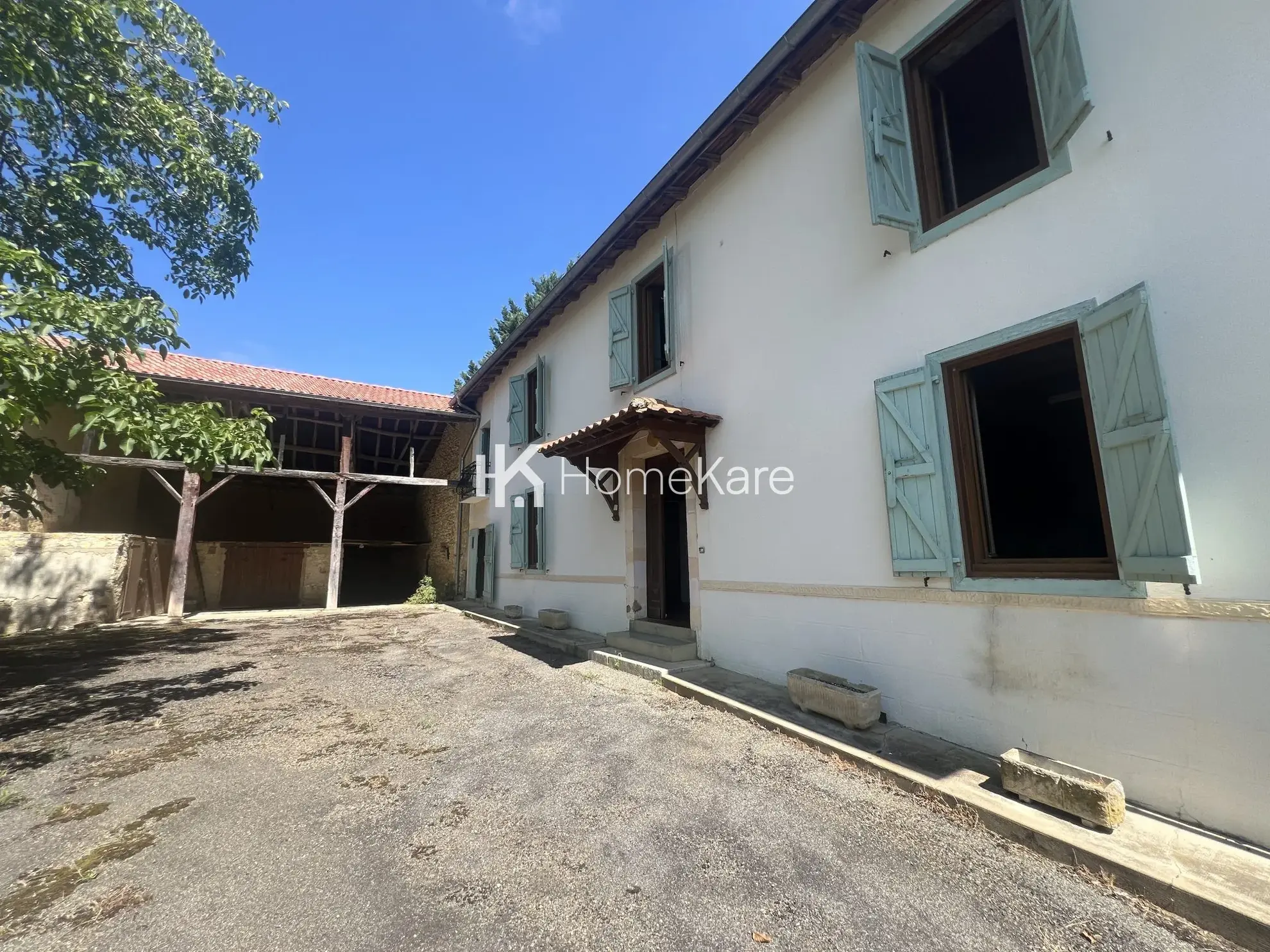Maison à vendre à Lespugue (31350) avec grand jardin et granges