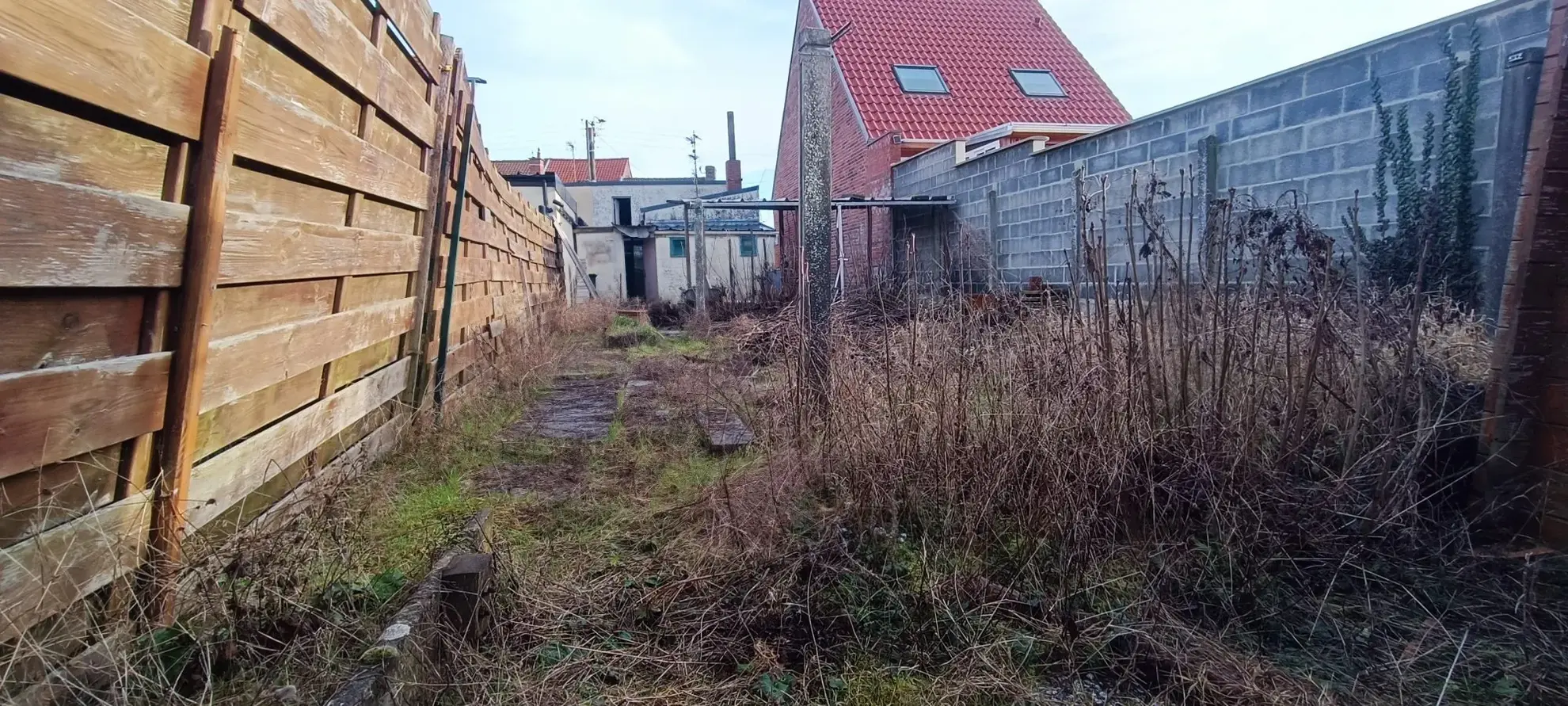 Maison semi-individuelle de plain-pied avec jardin à Carvin (62220)