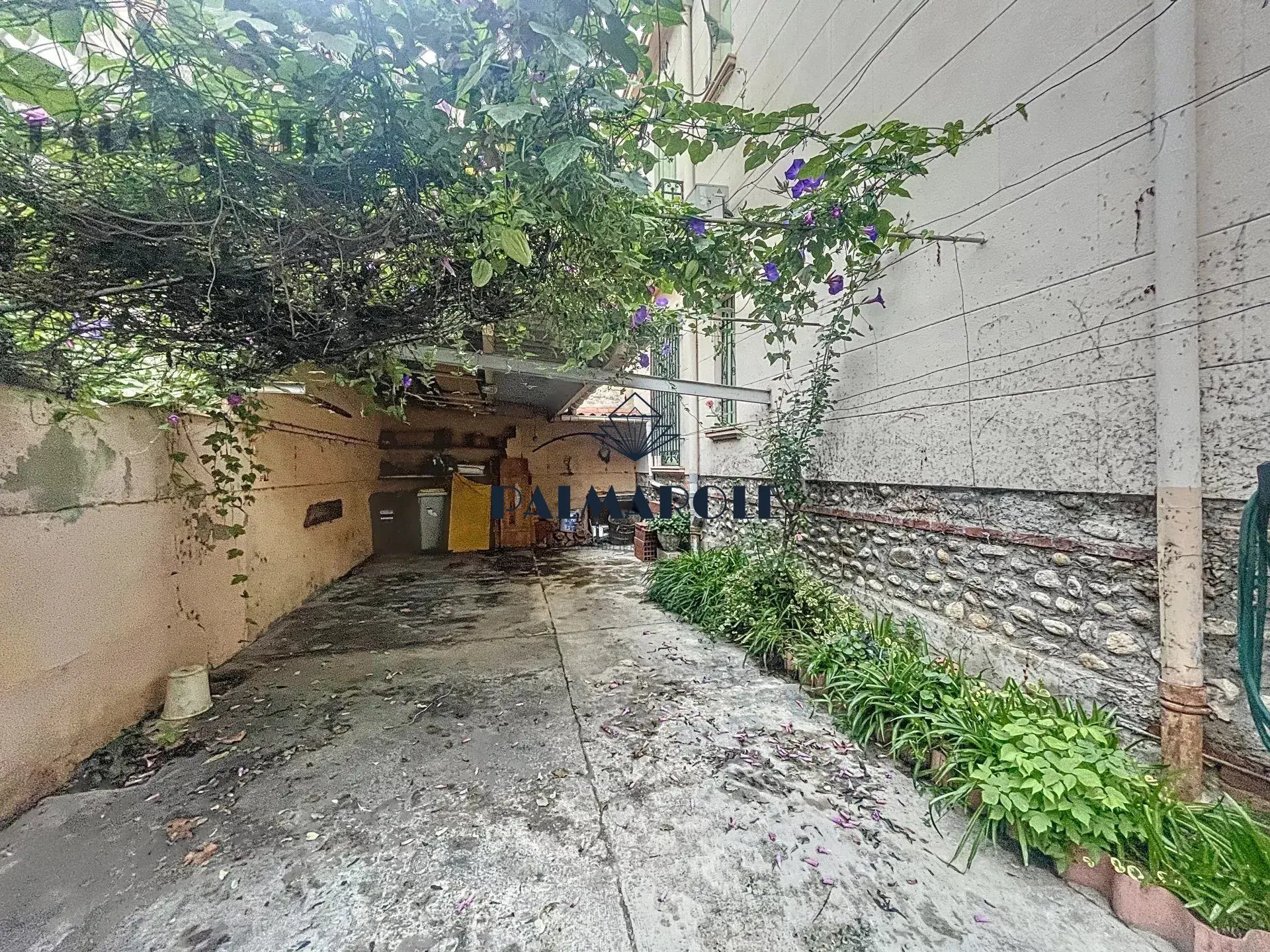 Maison de ville authentique à vendre à Perpignan Bas Vernet avec cave et patrimoine 