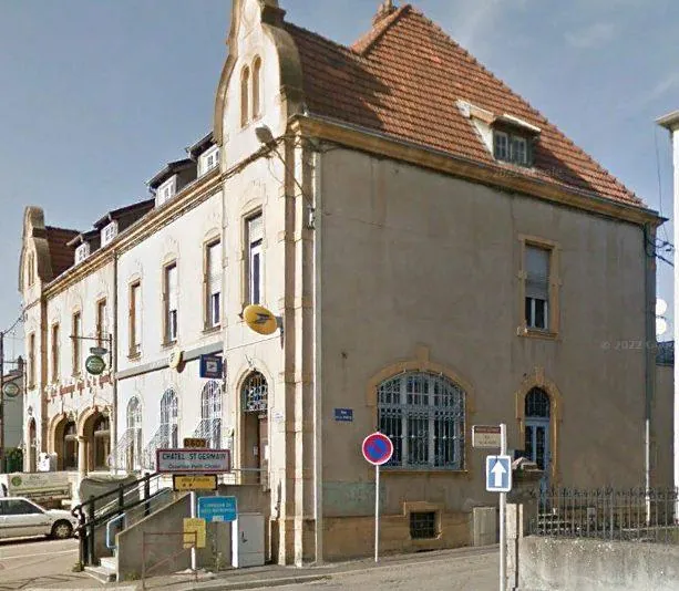 Local Commercial loué  Local professionnel de 193 m² à vendre à Châtel-Saint-Germain - Opportunité d’investissement 