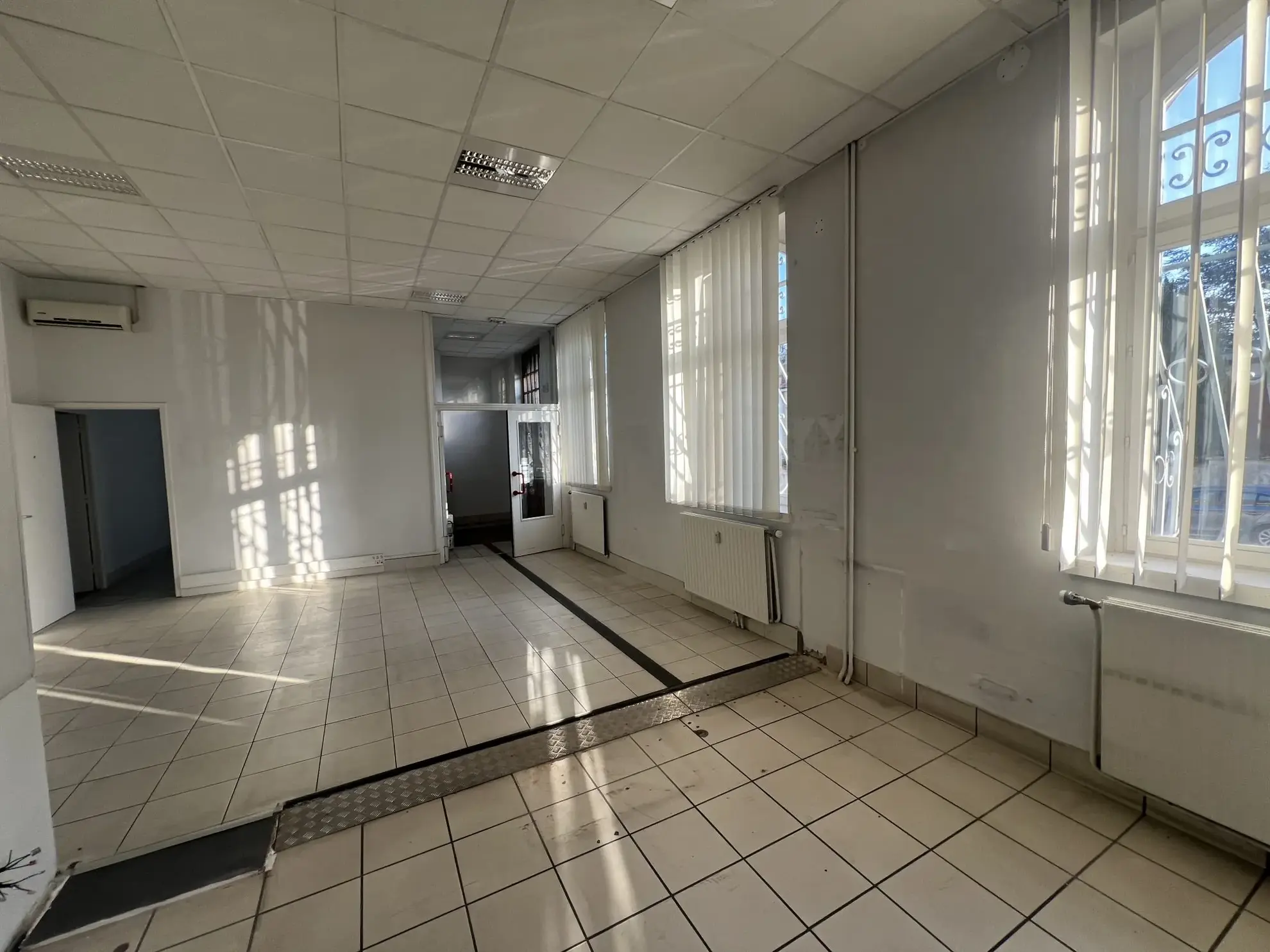 Local professionnel de 193 m² à vendre à Châtel-Saint-Germain - Opportunité d’investissement